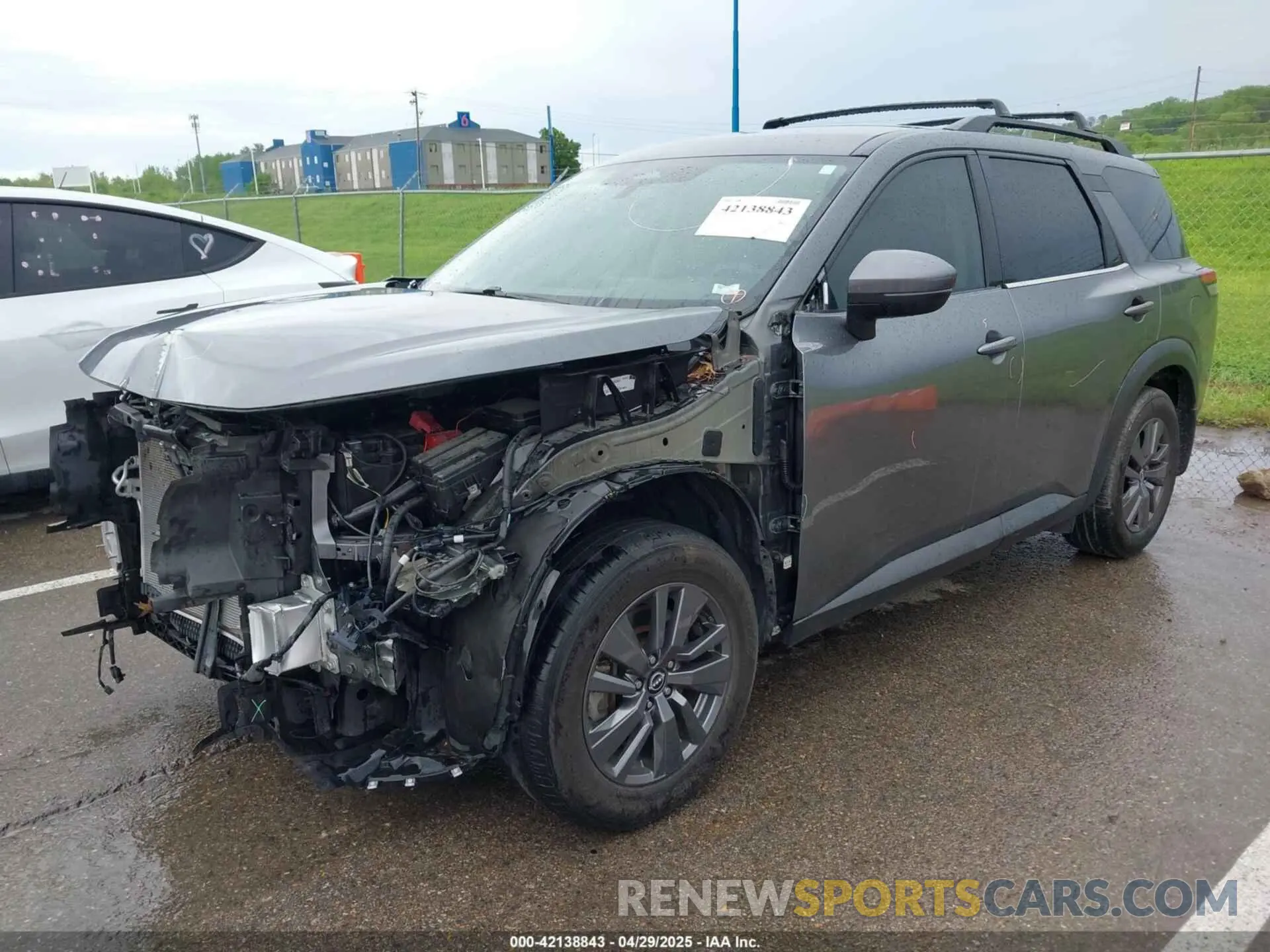 18 Photograph of a damaged car 5N1DR3BA5NC237602 NISSAN PATHFINDER 2022