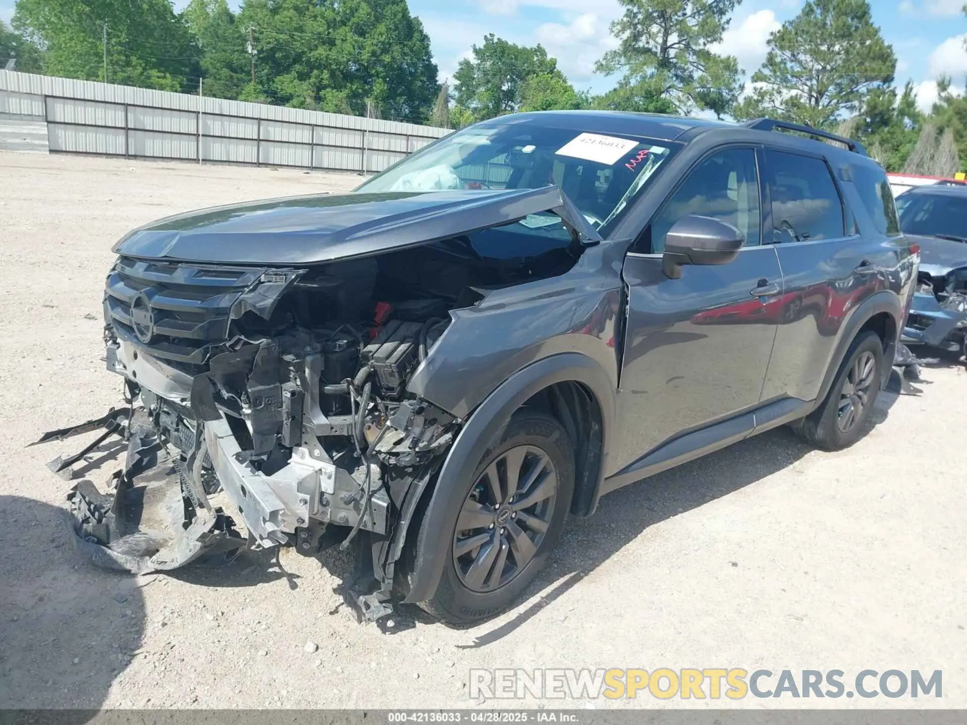 2 Photograph of a damaged car 5N1DR3BA6NC208304 NISSAN PATHFINDER 2022