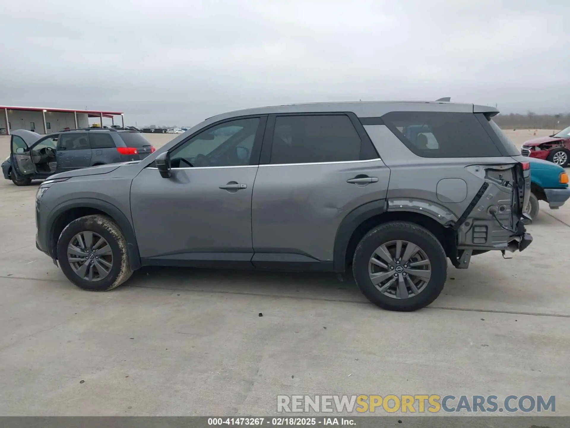 14 Photograph of a damaged car 5N1DR3BA7NC249525 NISSAN PATHFINDER 2022