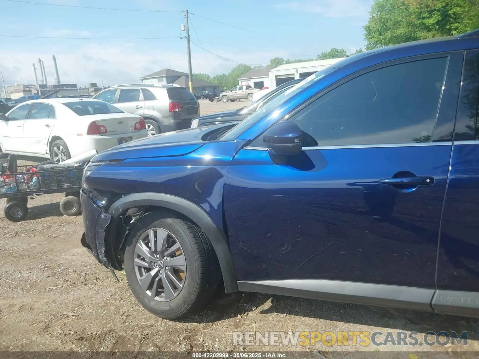 14 Photograph of a damaged car 5N1DR3BA8NC237089 NISSAN PATHFINDER 2022