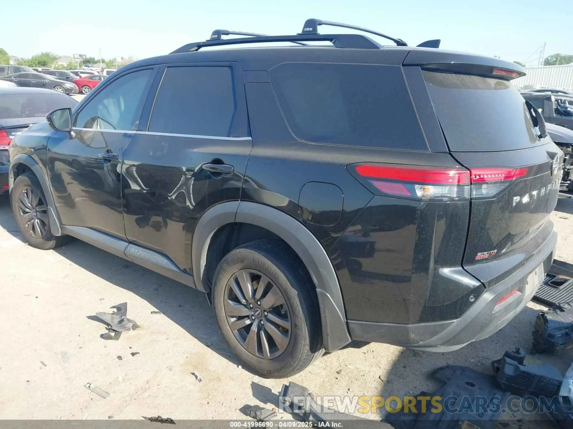 3 Photograph of a damaged car 5N1DR3BA9NC218275 NISSAN PATHFINDER 2022