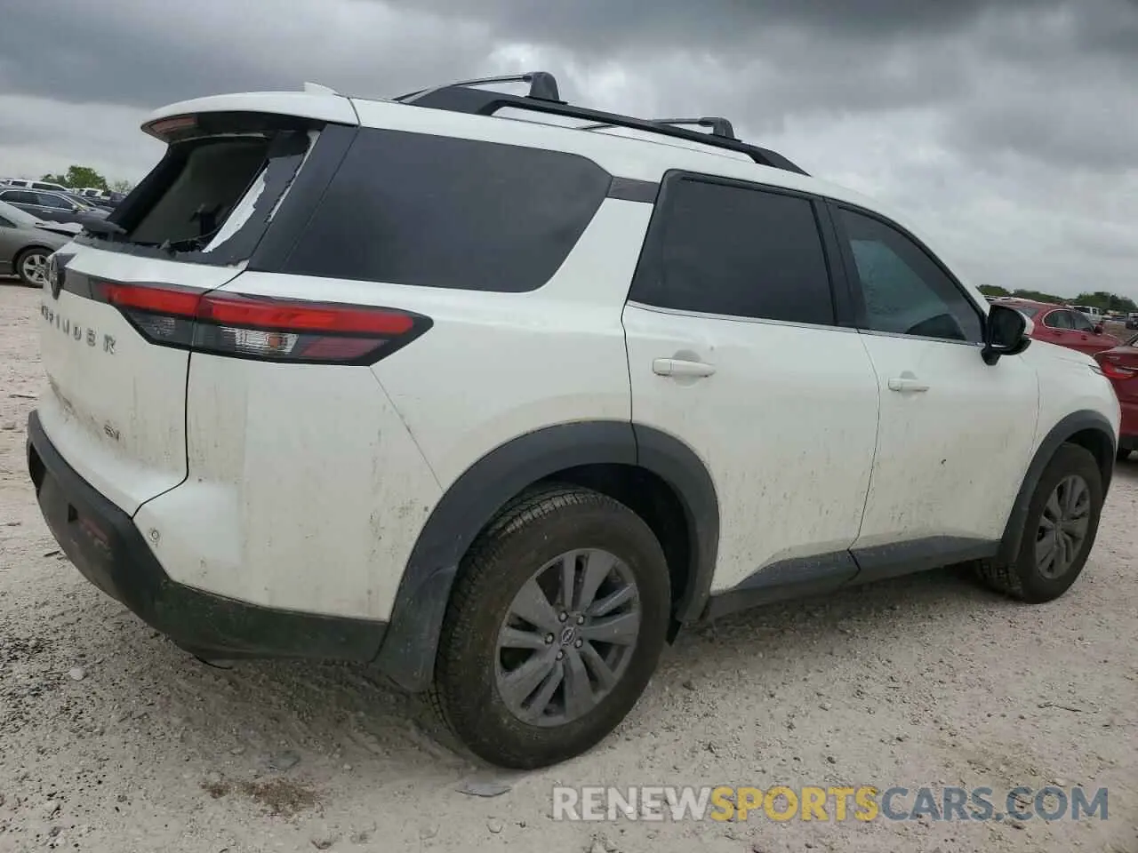 3 Photograph of a damaged car 5N1DR3BA9NC262454 NISSAN PATHFINDER 2022