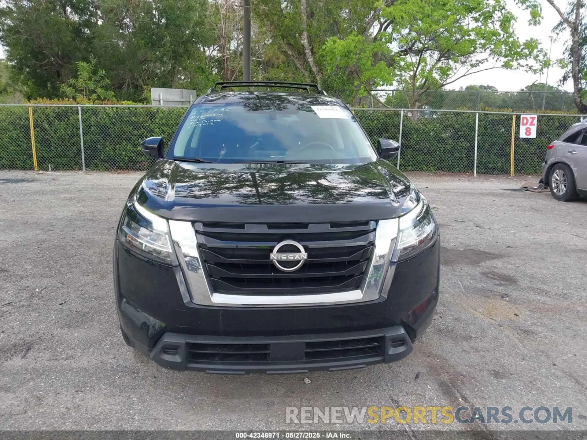 13 Photograph of a damaged car 5N1DR3BB1NC215380 NISSAN PATHFINDER 2022