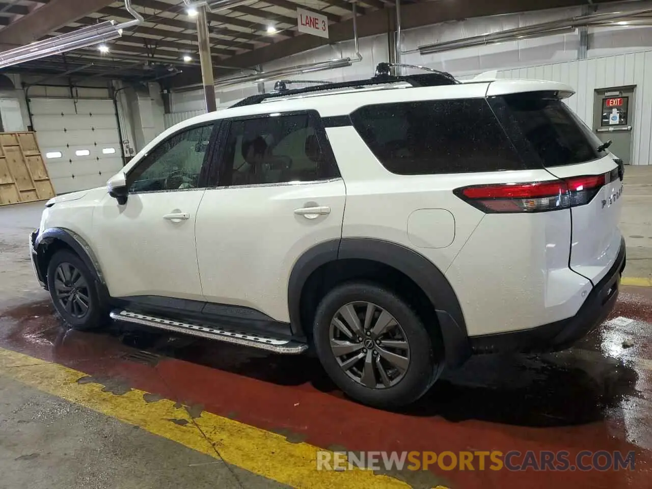 2 Photograph of a damaged car 5N1DR3BC0NC246077 NISSAN PATHFINDER 2022