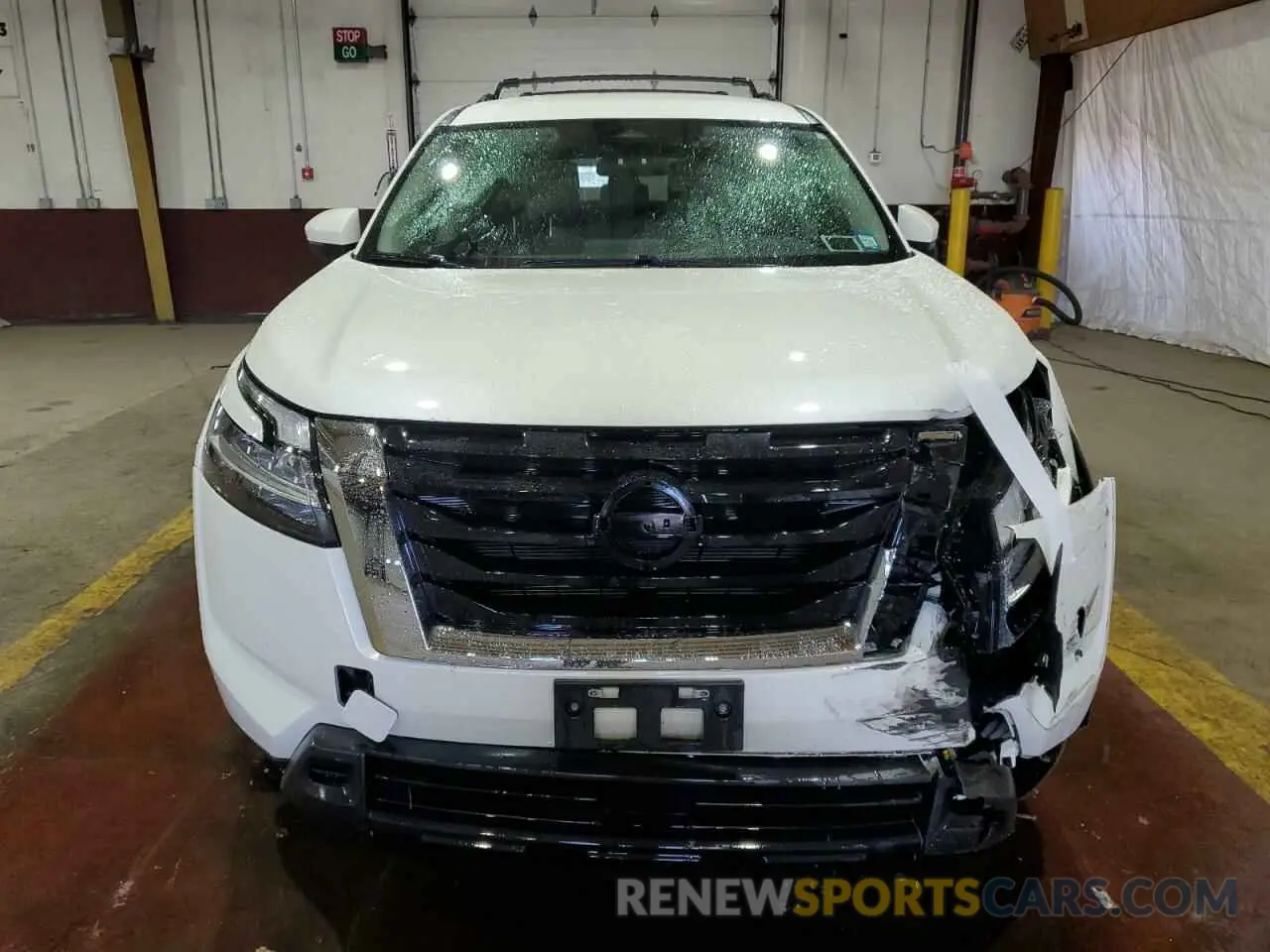 5 Photograph of a damaged car 5N1DR3BC0NC246077 NISSAN PATHFINDER 2022
