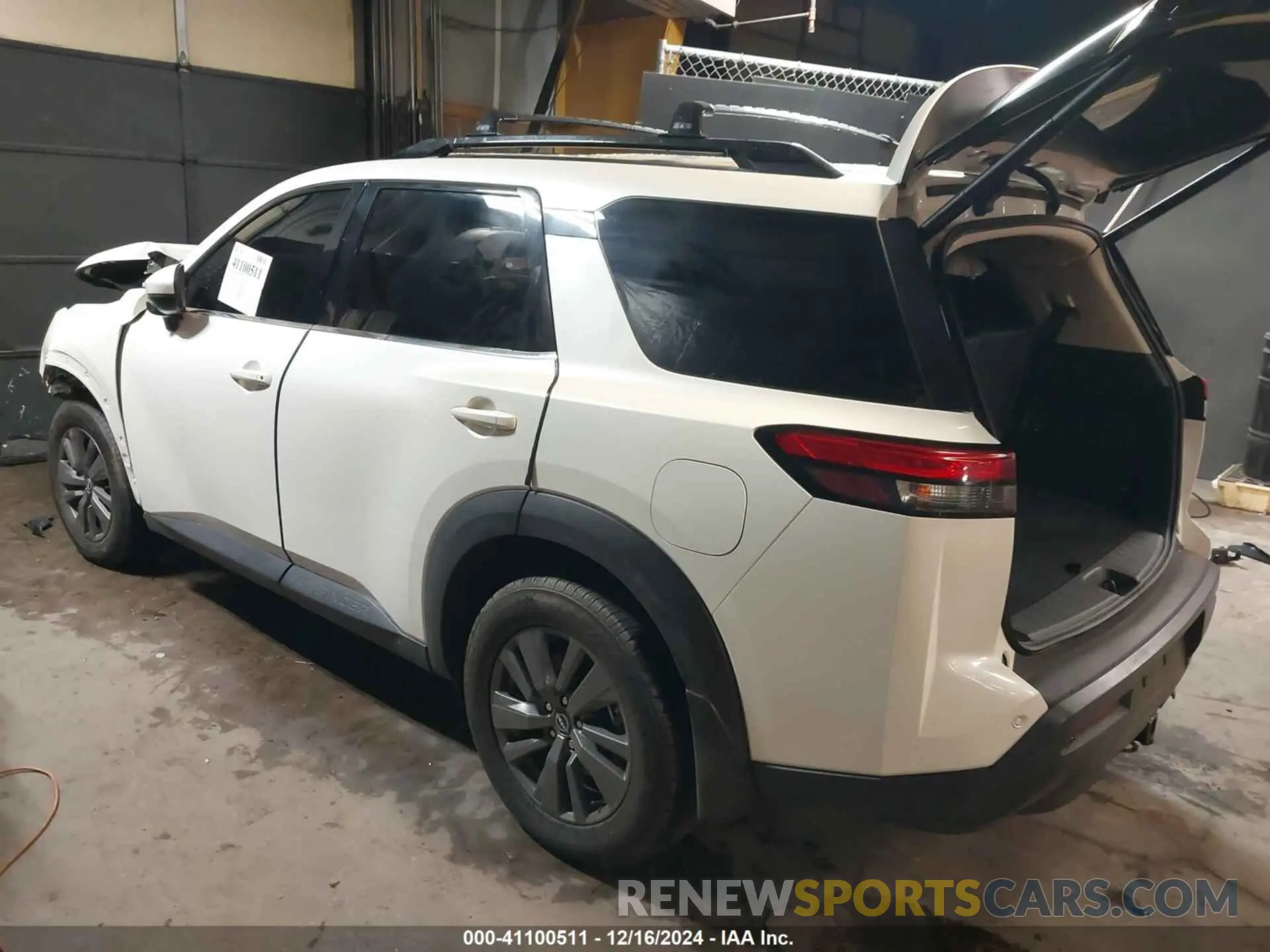 3 Photograph of a damaged car 5N1DR3BD2NC205295 NISSAN PATHFINDER 2022