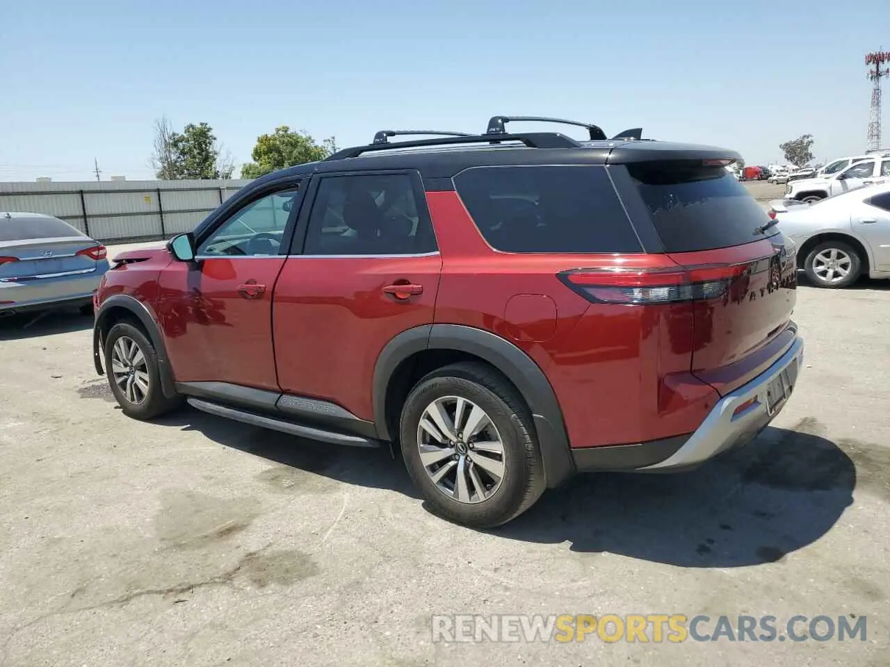 2 Photograph of a damaged car 5N1DR3CA2NC229794 NISSAN PATHFINDER 2022