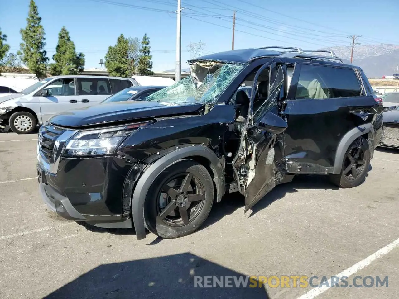 1 Photograph of a damaged car 5N1DR3CA5NC253815 NISSAN PATHFINDER 2022