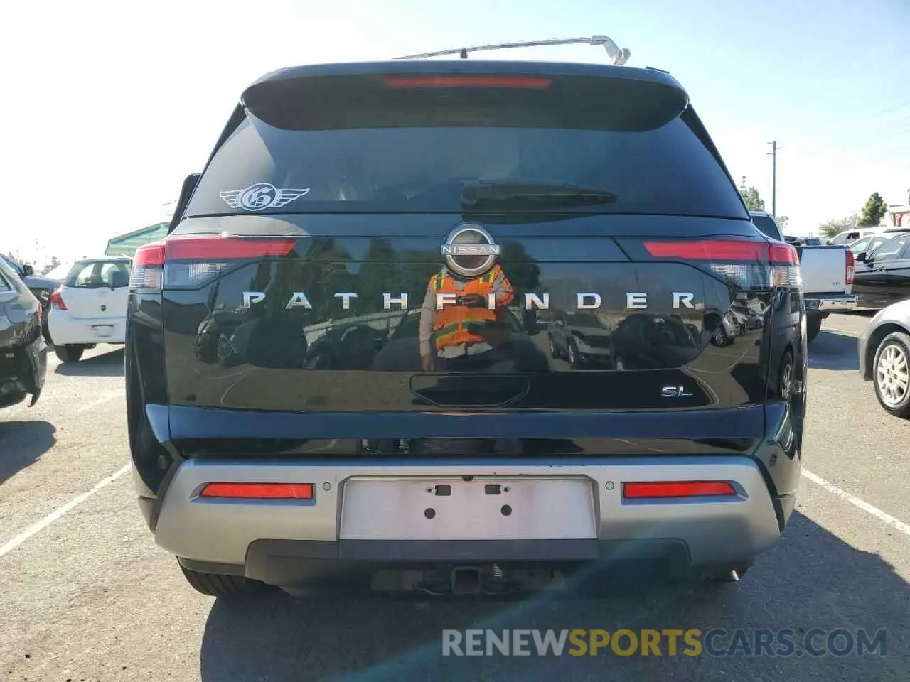 6 Photograph of a damaged car 5N1DR3CA5NC253815 NISSAN PATHFINDER 2022
