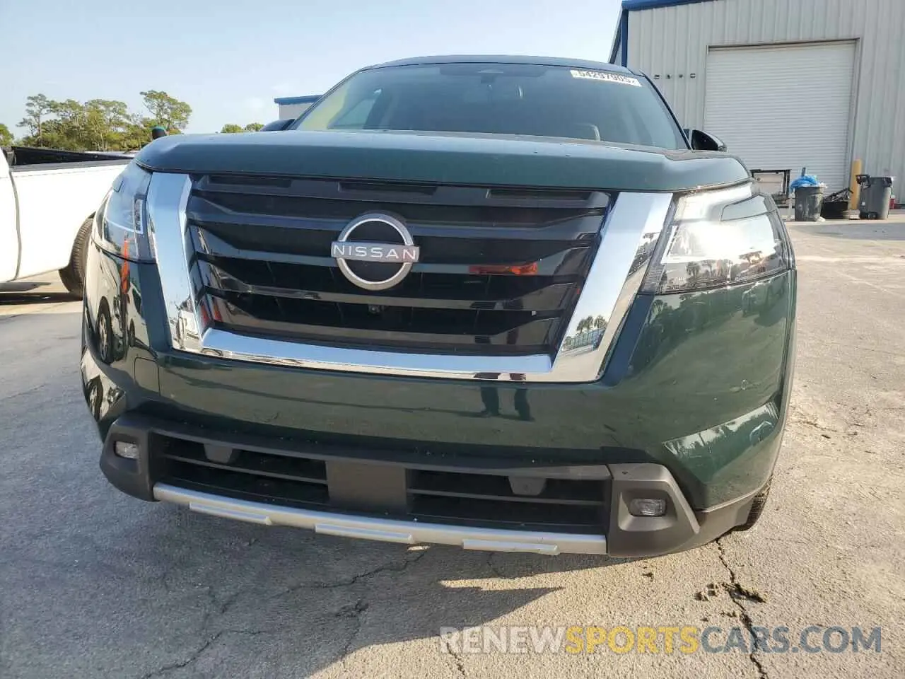5 Photograph of a damaged car 5N1DR3CB1NC247146 NISSAN PATHFINDER 2022