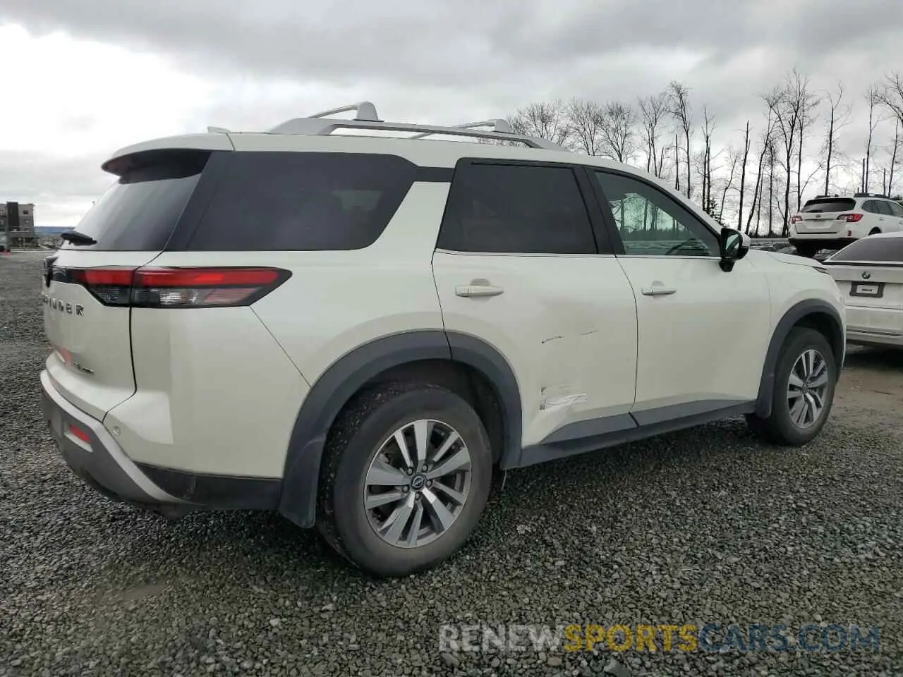 3 Photograph of a damaged car 5N1DR3CC8NC260565 NISSAN PATHFINDER 2022
