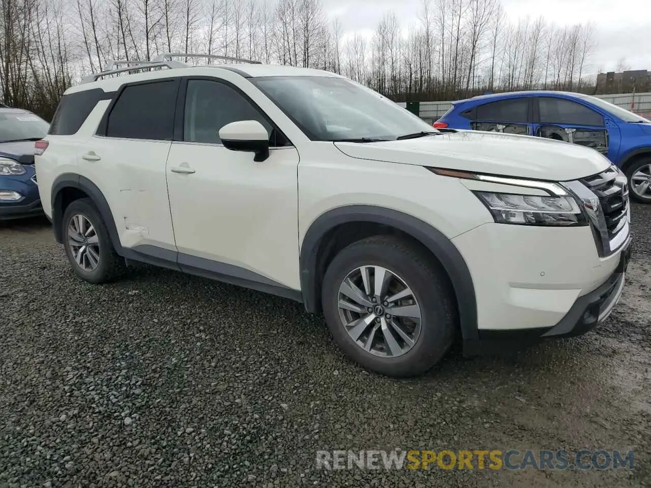 4 Photograph of a damaged car 5N1DR3CC8NC260565 NISSAN PATHFINDER 2022