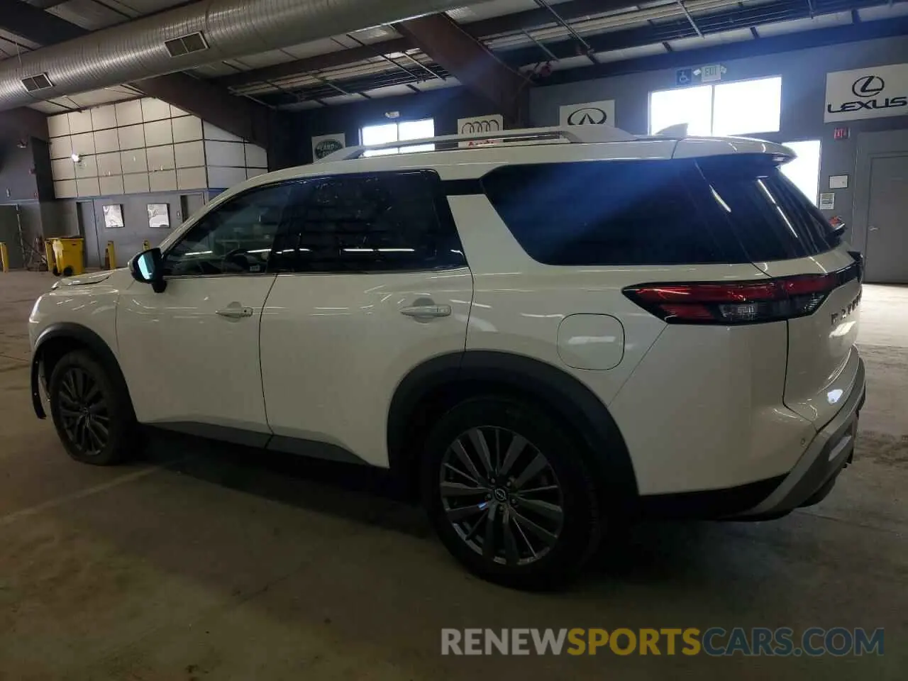 2 Photograph of a damaged car 5N1DR3CD9NC232475 NISSAN PATHFINDER 2022