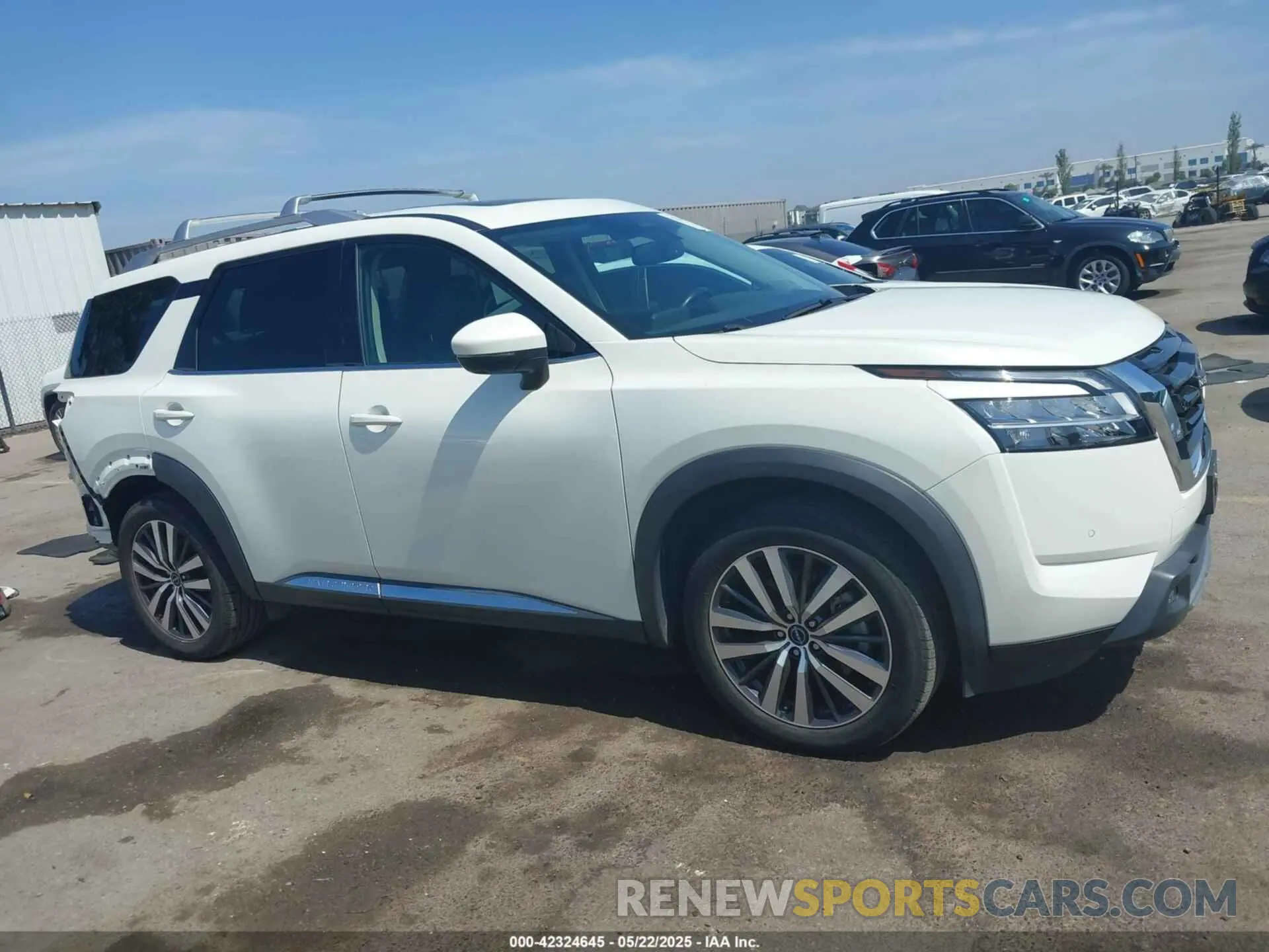 14 Photograph of a damaged car 5N1DR3DH9NC248614 NISSAN PATHFINDER 2022