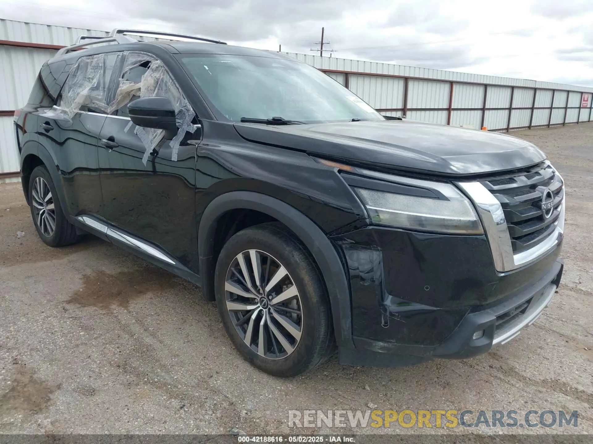 1 Photograph of a damaged car 5N1DR3DK4NC202667 NISSAN PATHFINDER 2022