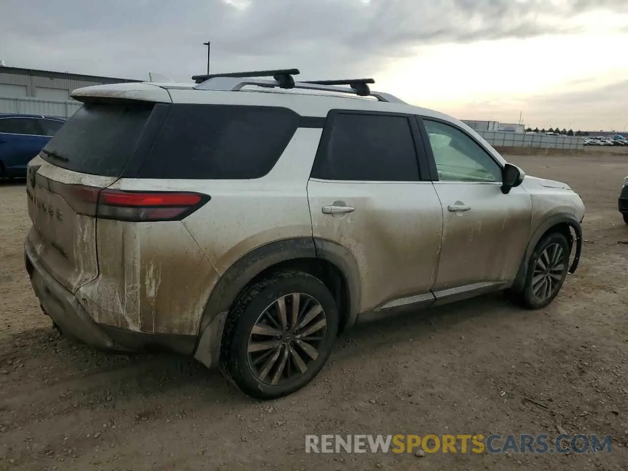 3 Photograph of a damaged car 5N1DR3DK8NC268591 NISSAN PATHFINDER 2022