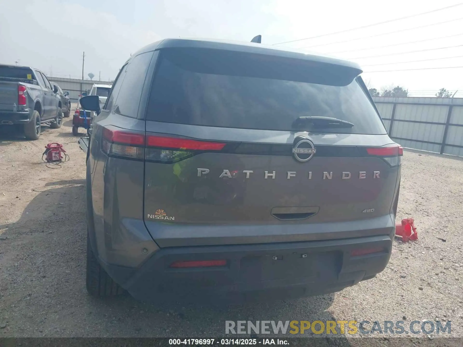 17 Photograph of a damaged car 5N1DR3AC0PC205758 NISSAN PATHFINDER 2023