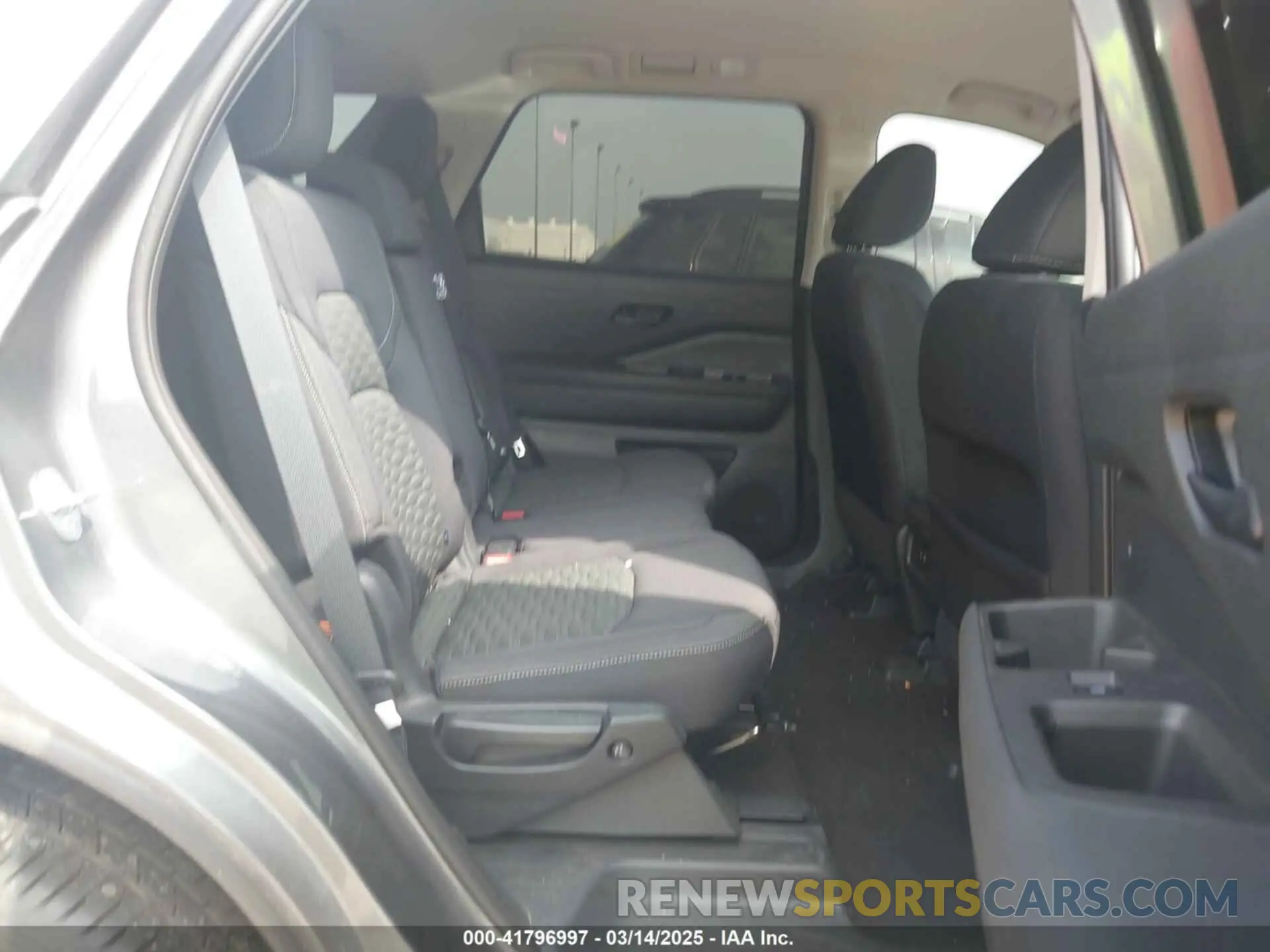 8 Photograph of a damaged car 5N1DR3AC0PC205758 NISSAN PATHFINDER 2023