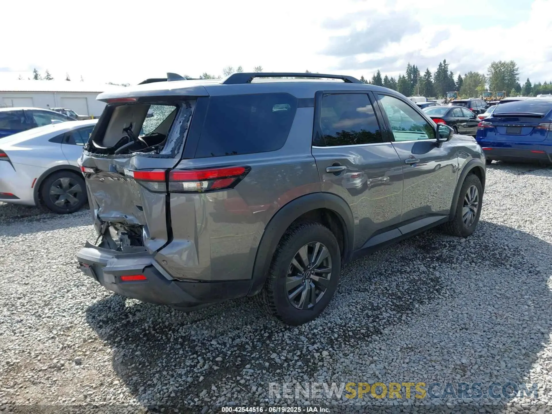 4 Фотография поврежденного автомобиля 5N1DR3BC4PC246201 NISSAN PATHFINDER 2023