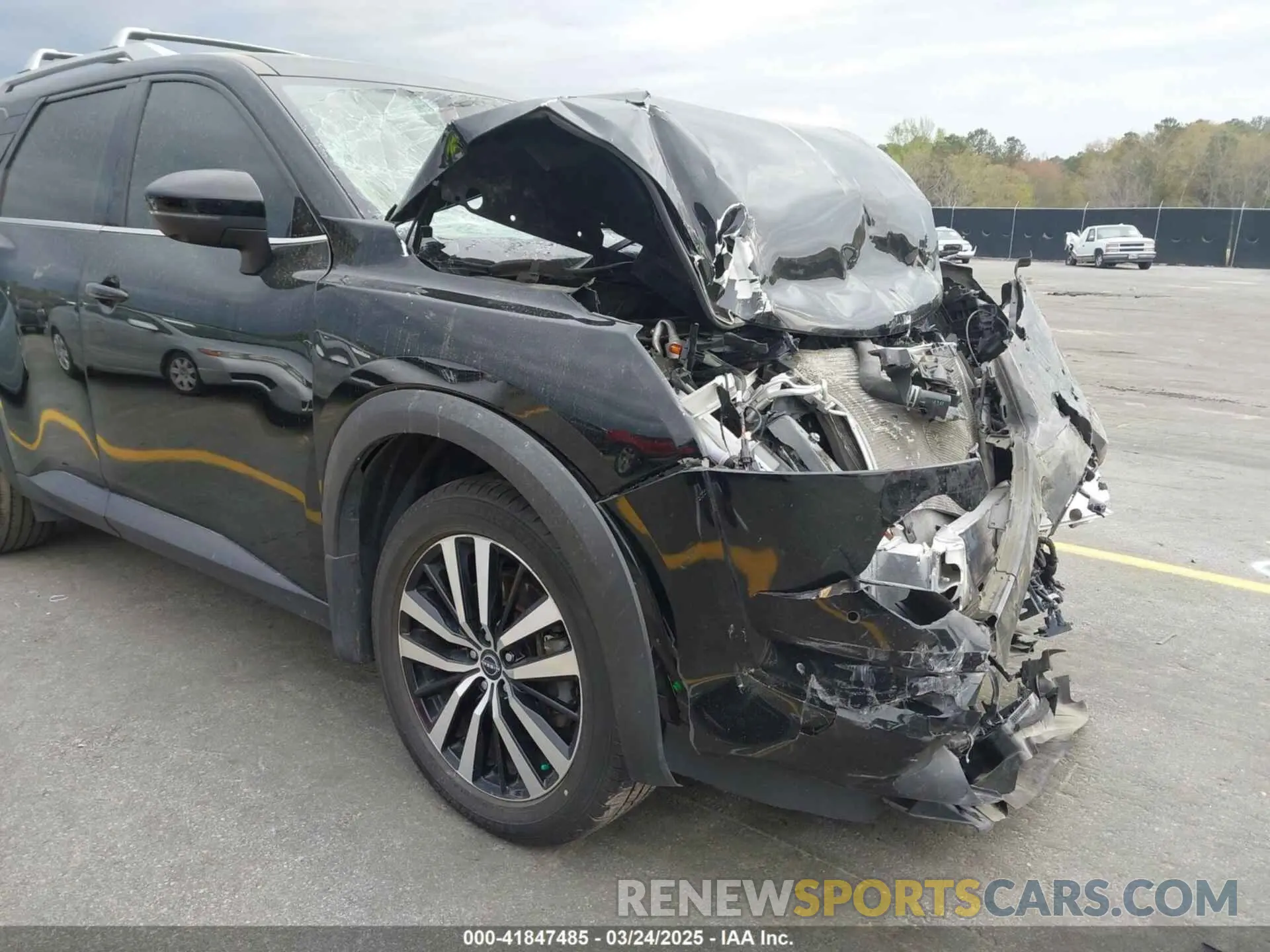 18 Photograph of a damaged car 5N1DR3CB2PC262712 NISSAN PATHFINDER 2023