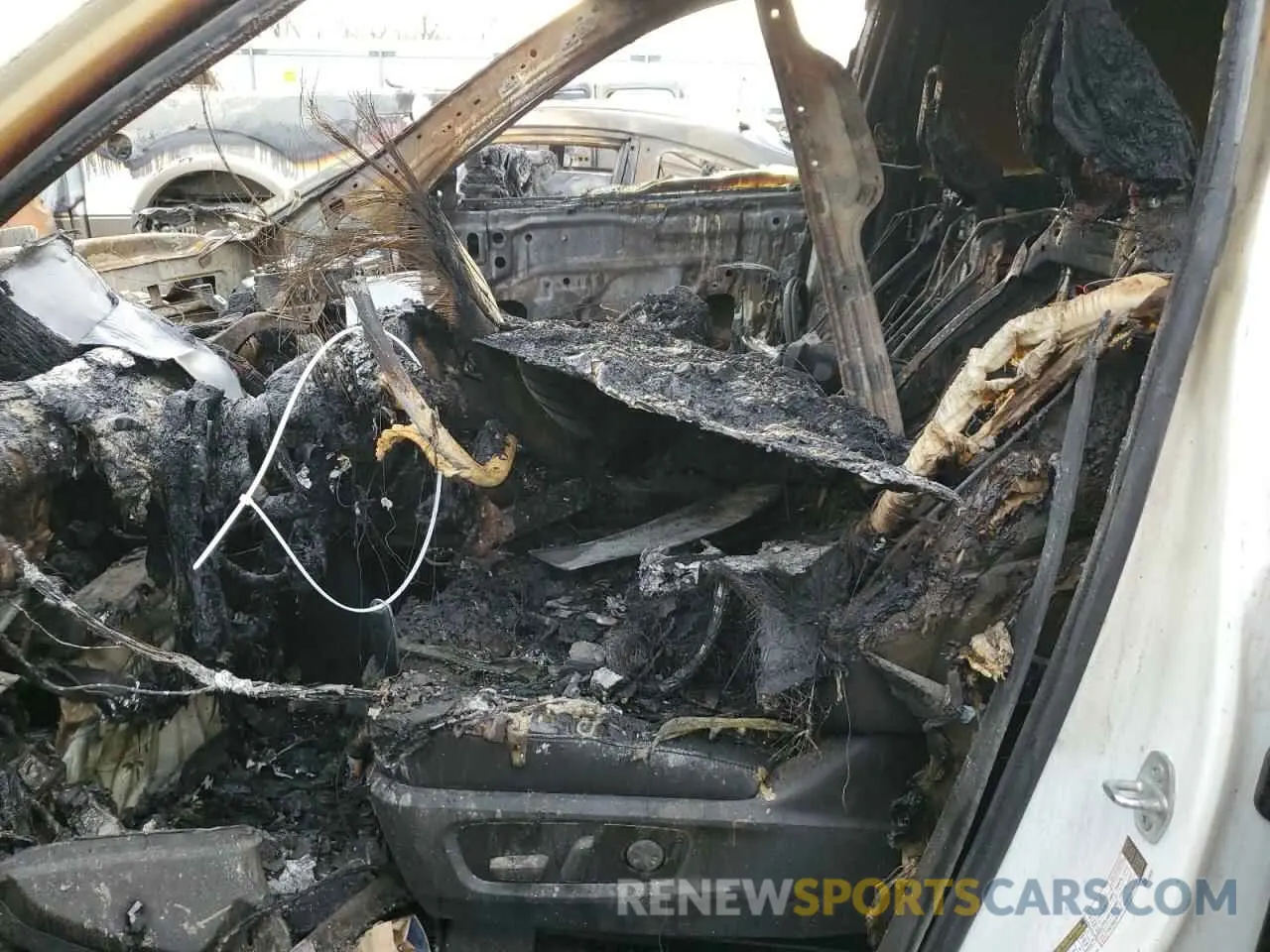 7 Photograph of a damaged car 5N1DR3CC8PC209456 NISSAN PATHFINDER 2023