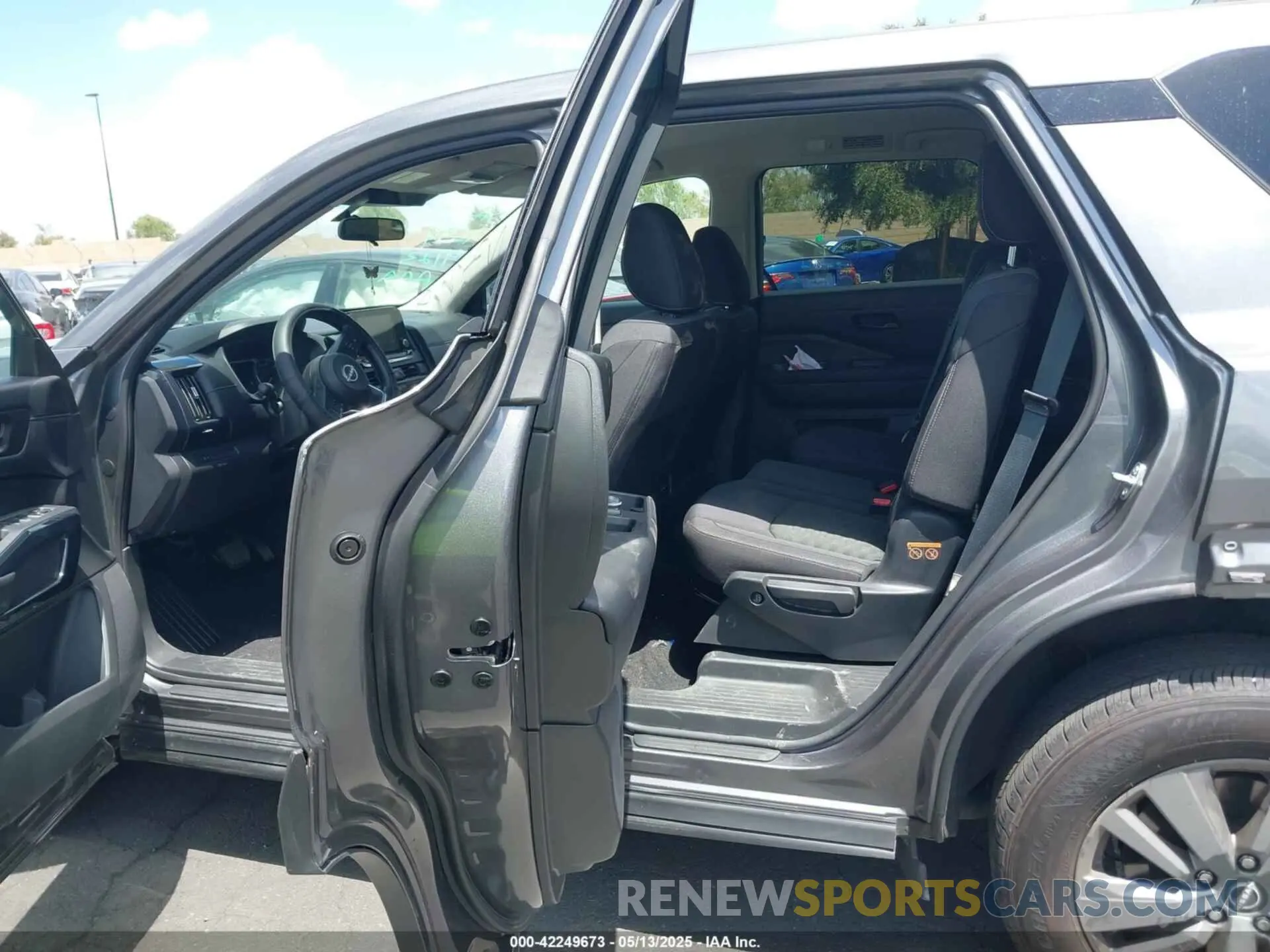 8 Фотография поврежденного автомобиля 5N1DR3AA3RC296378 NISSAN PATHFINDER 2024