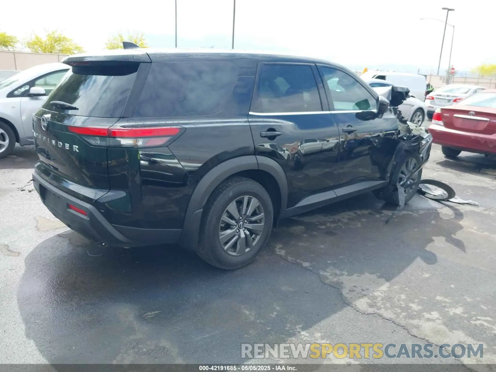 4 Photograph of a damaged car 5N1DR3AA5RC307252 NISSAN PATHFINDER 2024