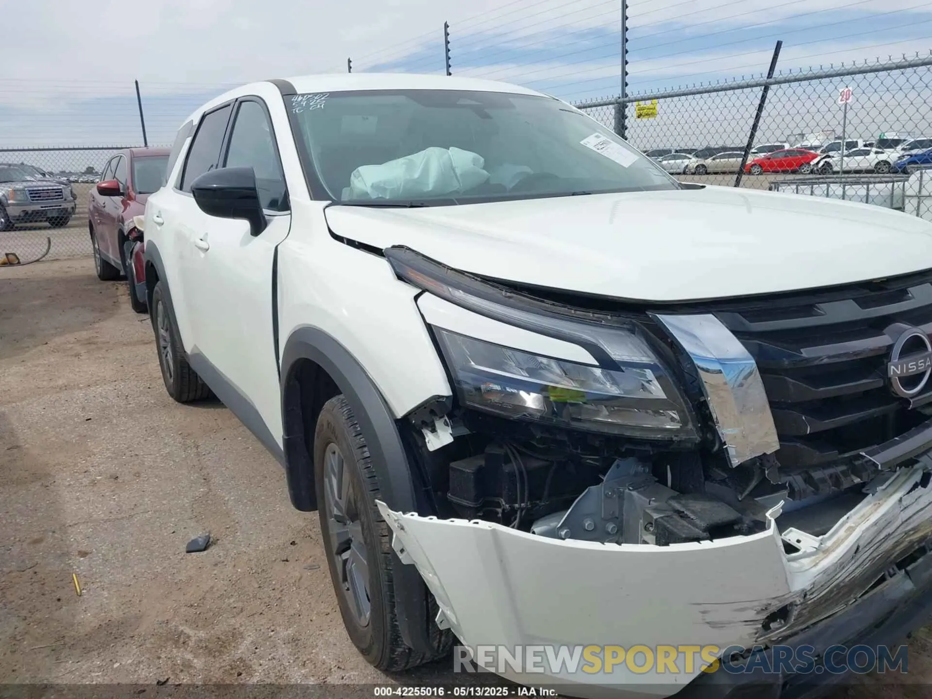 16 Photograph of a damaged car 5N1DR3AA8RC265983 NISSAN PATHFINDER 2024