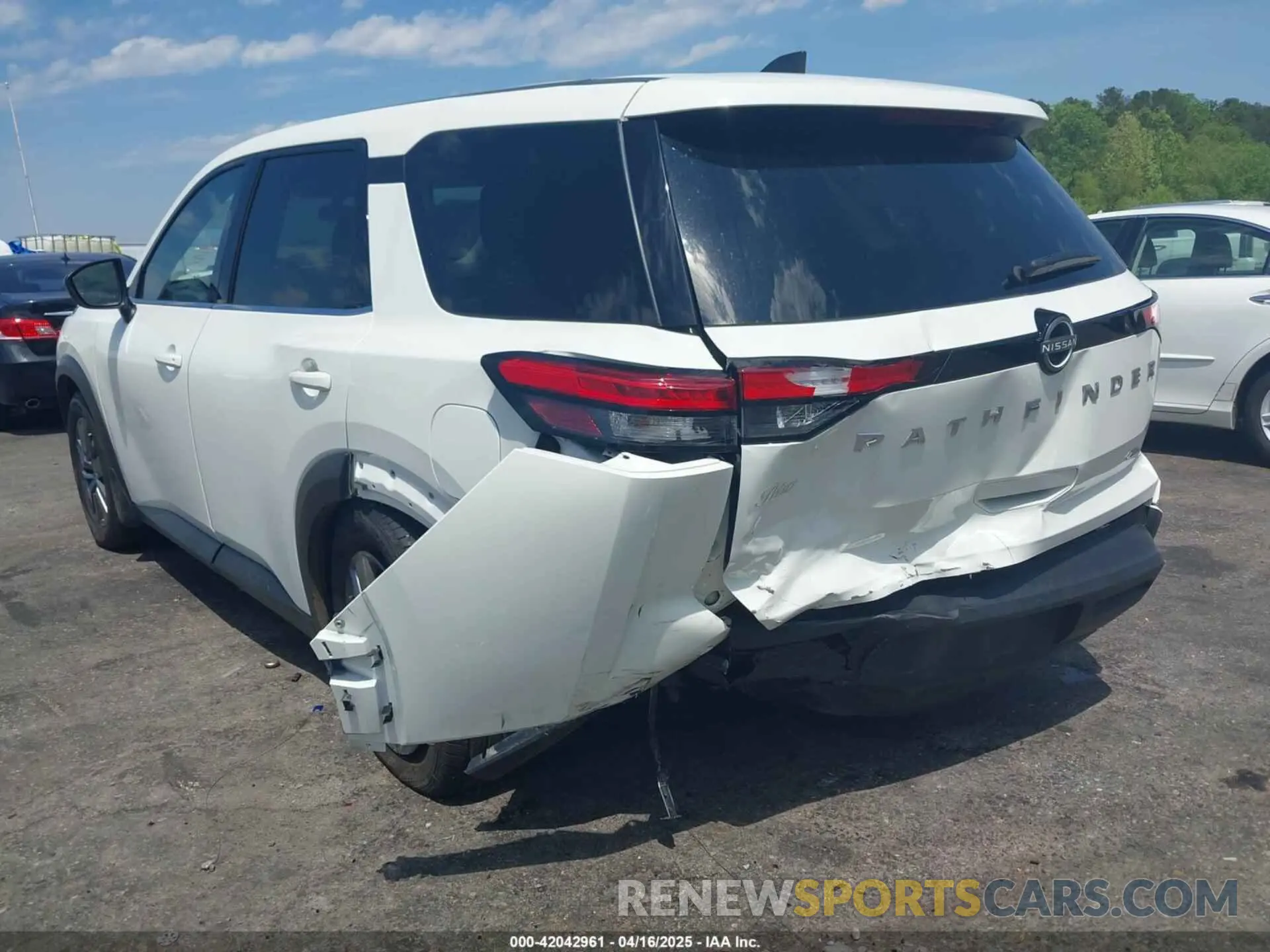 6 Photograph of a damaged car 5N1DR3AC1RC256575 NISSAN PATHFINDER 2024