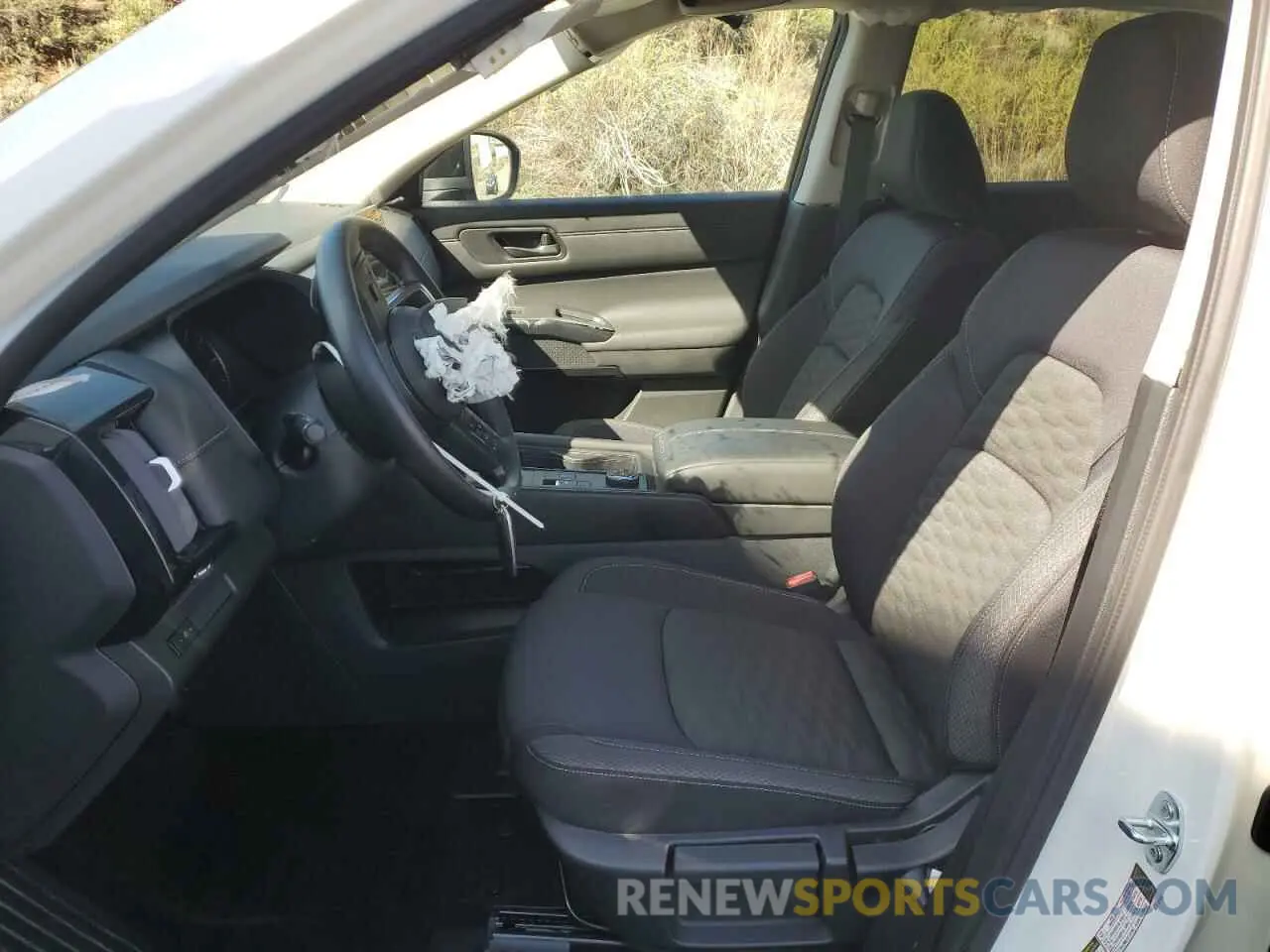 7 Photograph of a damaged car 5N1DR3ACXRC246174 NISSAN PATHFINDER 2024