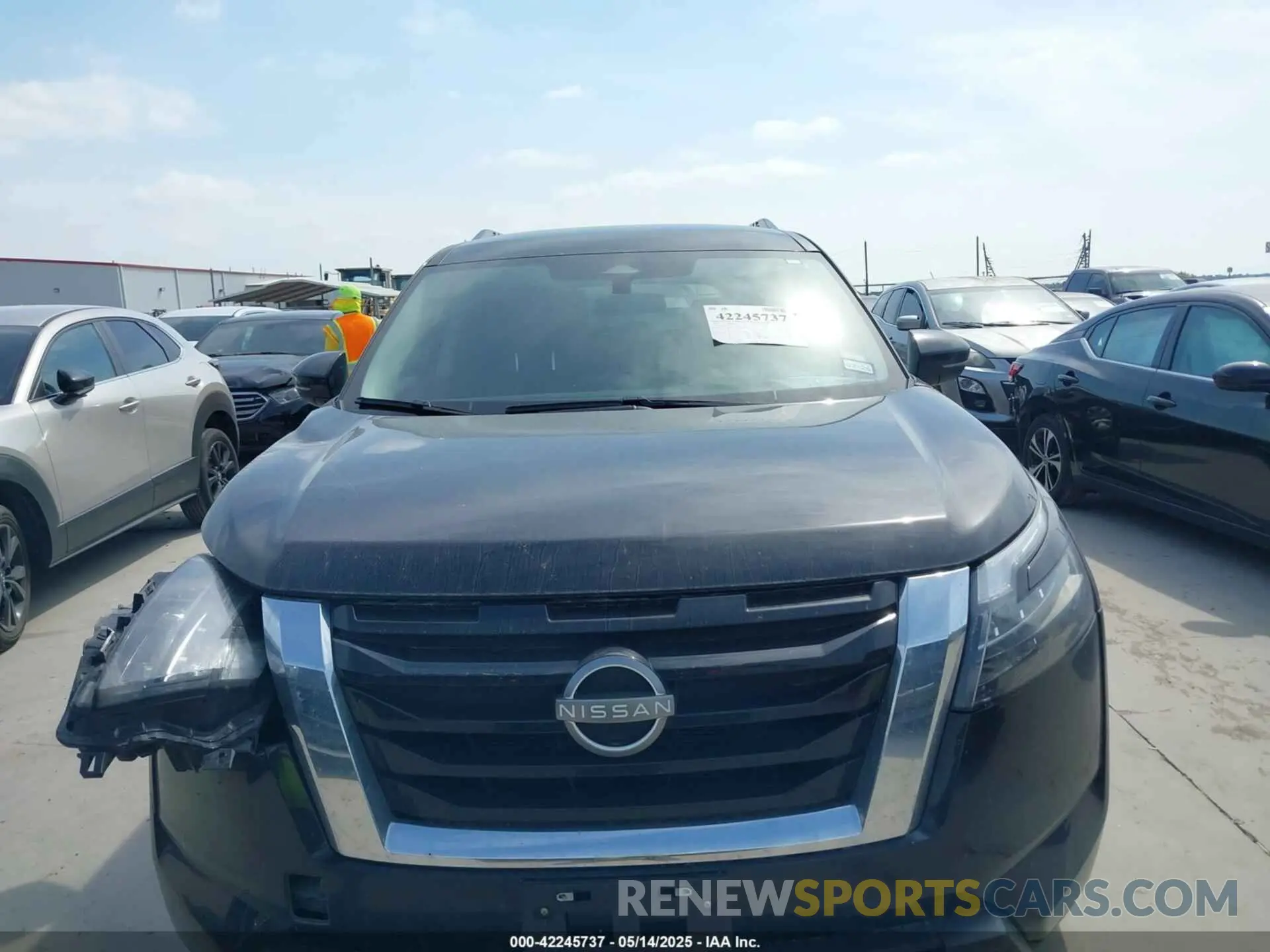 12 Photograph of a damaged car 5N1DR3BA1RC257707 NISSAN PATHFINDER 2024