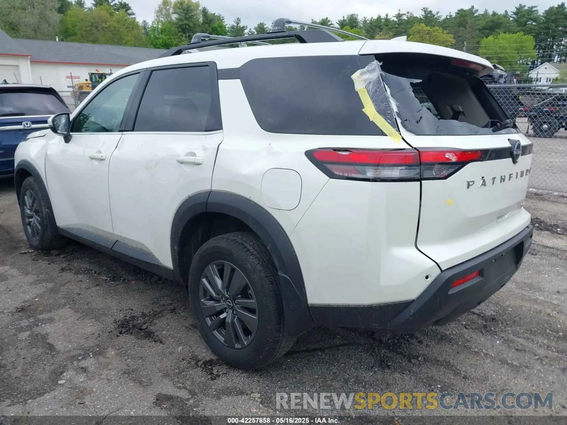 14 Photograph of a damaged car 5N1DR3BC6RC240547 NISSAN PATHFINDER 2024