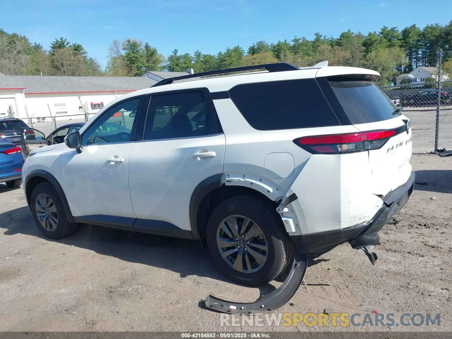 14 Photograph of a damaged car 5N1DR3BC8RC258189 NISSAN PATHFINDER 2024
