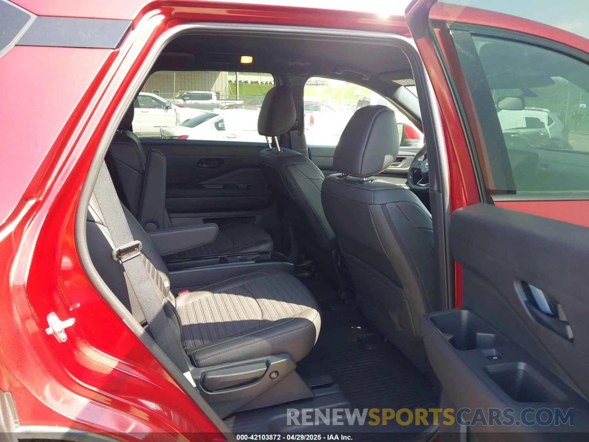 8 Фотография поврежденного автомобиля 5N1DR3BD8RC297860 NISSAN PATHFINDER 2024