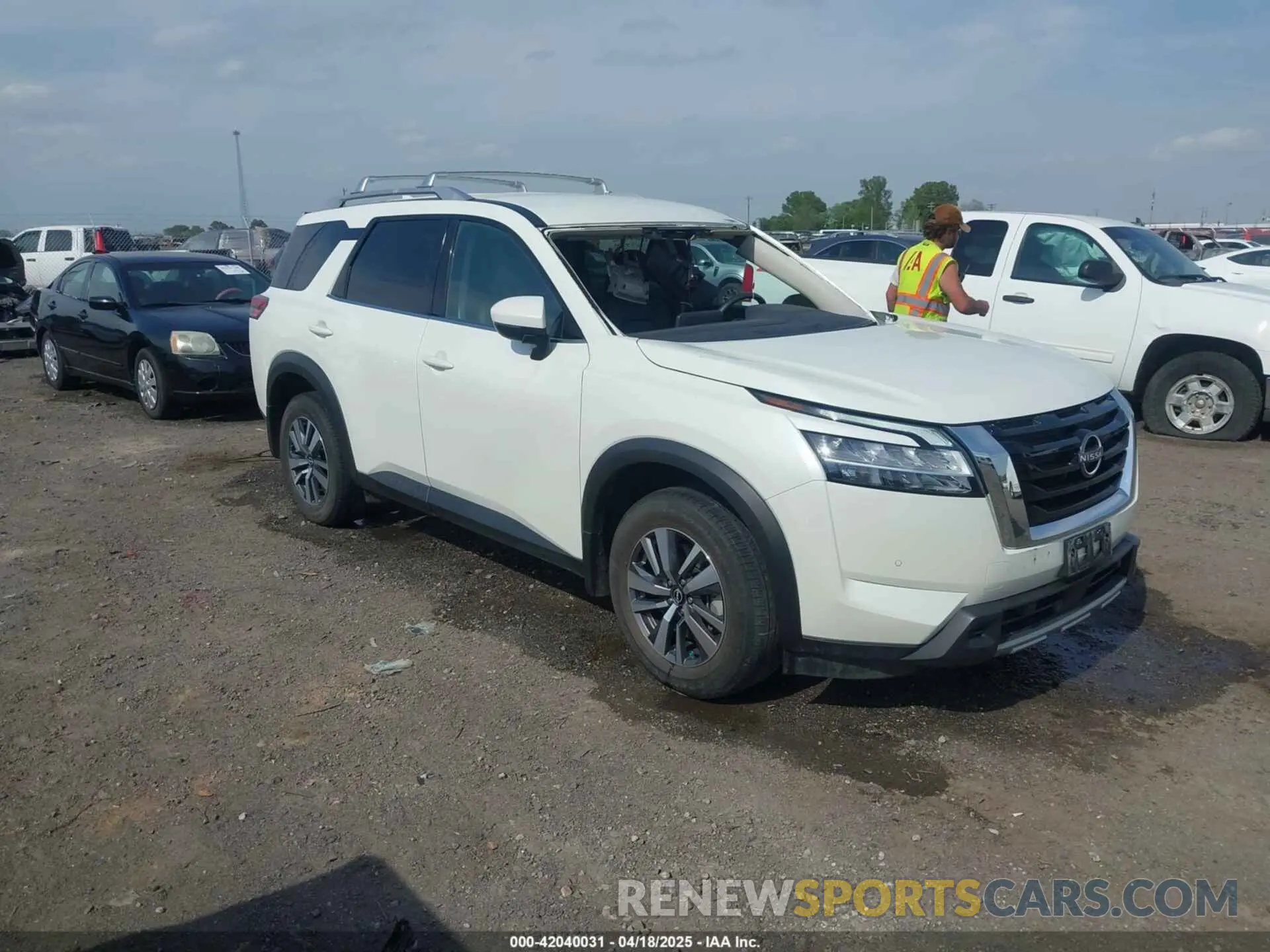 1 Photograph of a damaged car 5N1DR3CC0RC232524 NISSAN PATHFINDER 2024