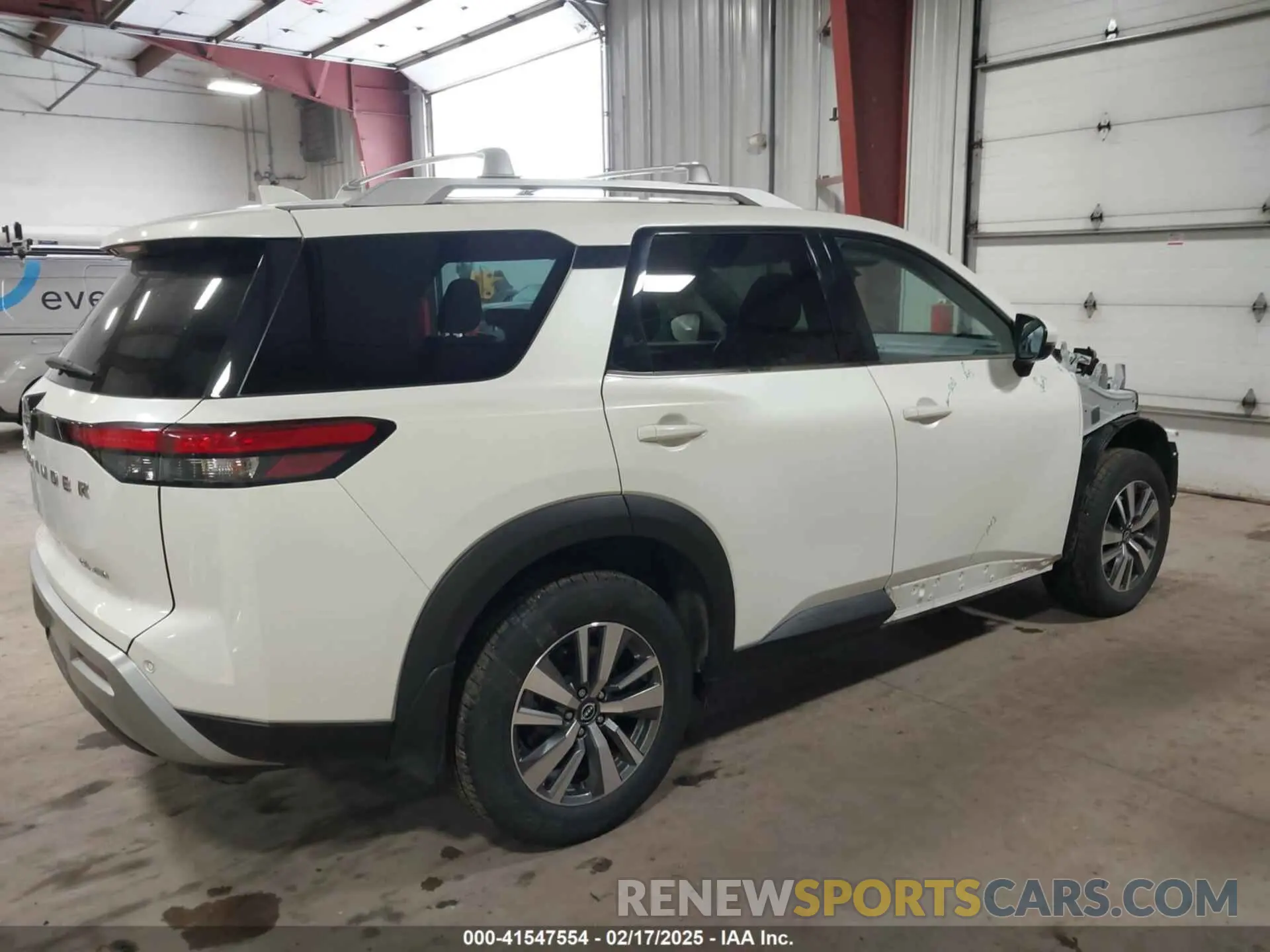 14 Photograph of a damaged car 5N1DR3CC4RC227181 NISSAN PATHFINDER 2024