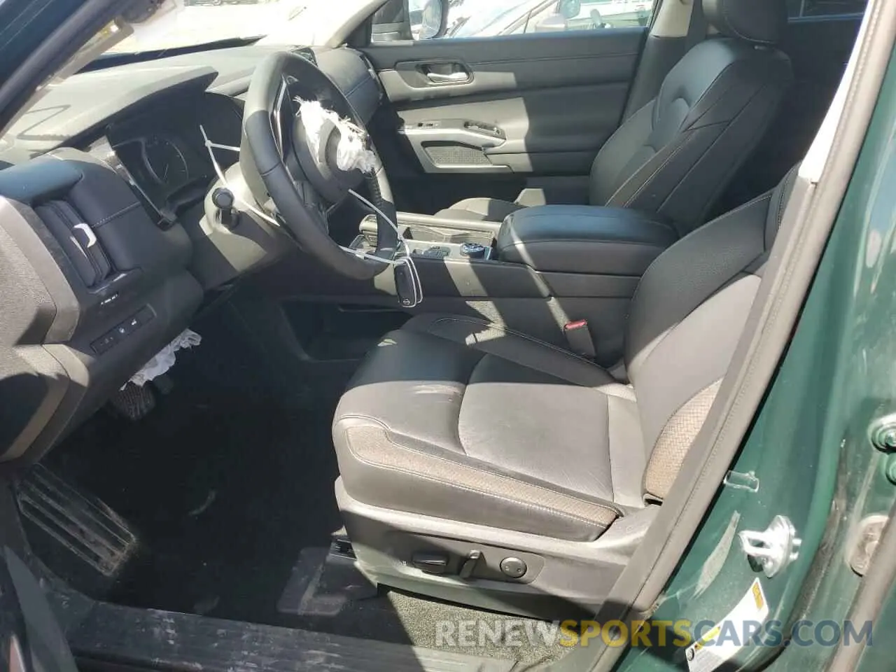 7 Photograph of a damaged car 5N1DR3CC7RC220127 NISSAN PATHFINDER 2024