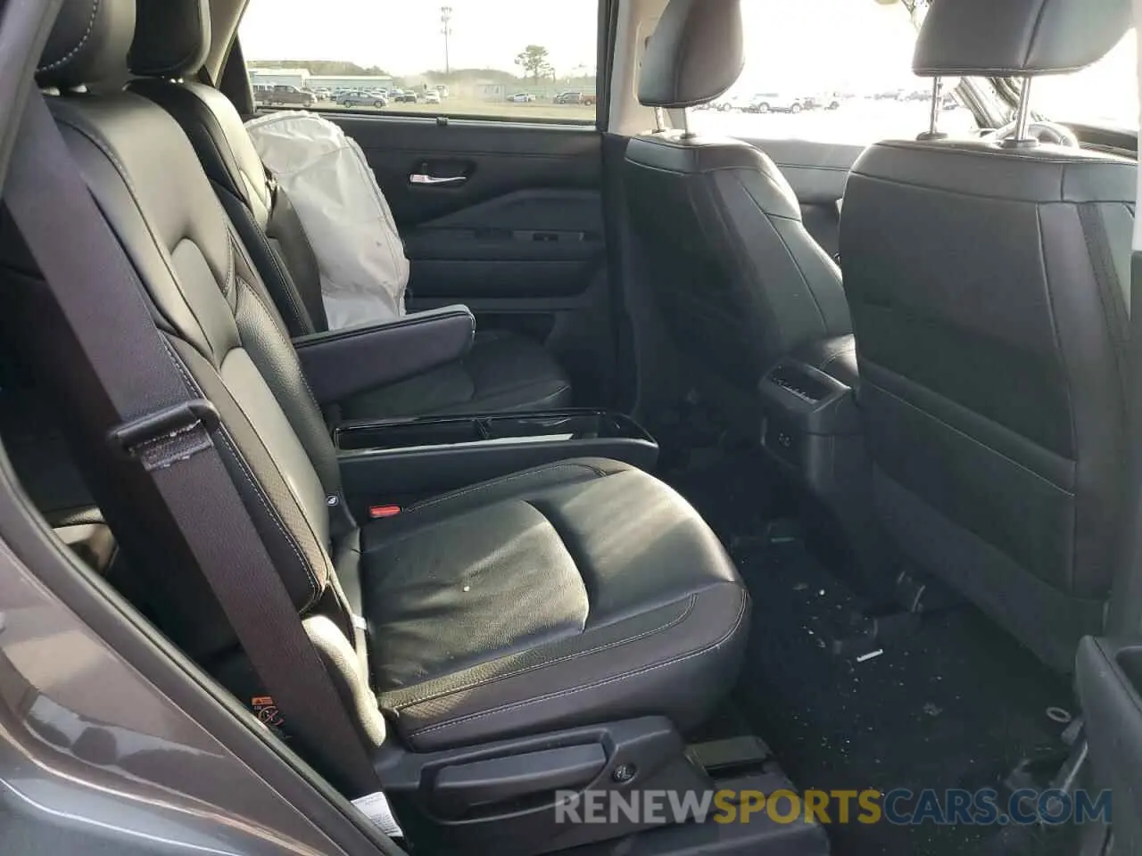 12 Photograph of a damaged car 5N1DR3CD2RC206418 NISSAN PATHFINDER 2024