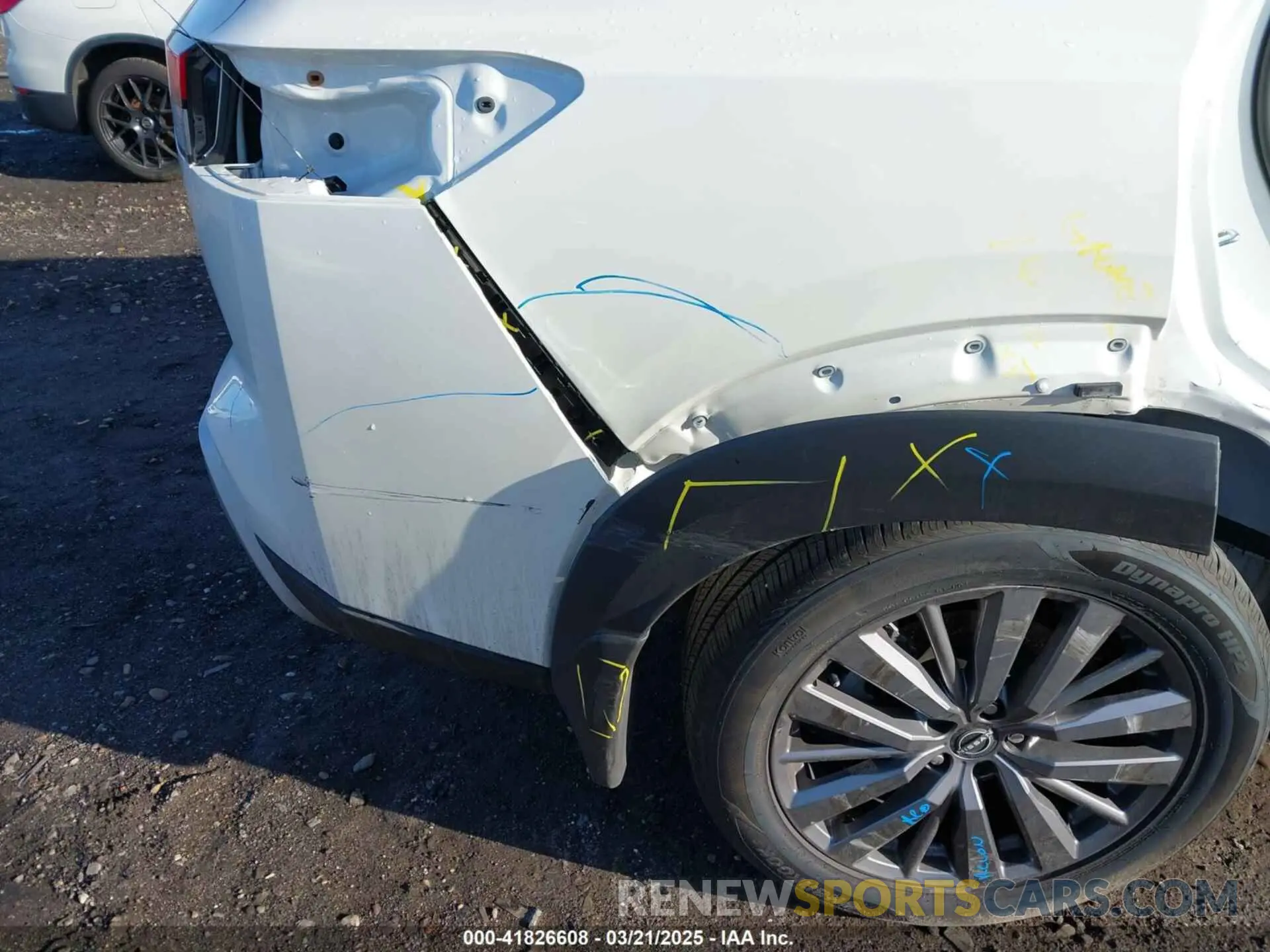 17 Photograph of a damaged car 5N1DR3CD8RC310010 NISSAN PATHFINDER 2024