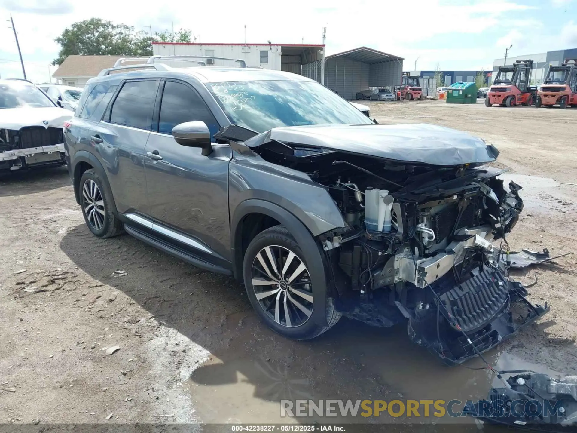 1 Photograph of a damaged car 5N1DR3DG6RC300424 NISSAN PATHFINDER 2024