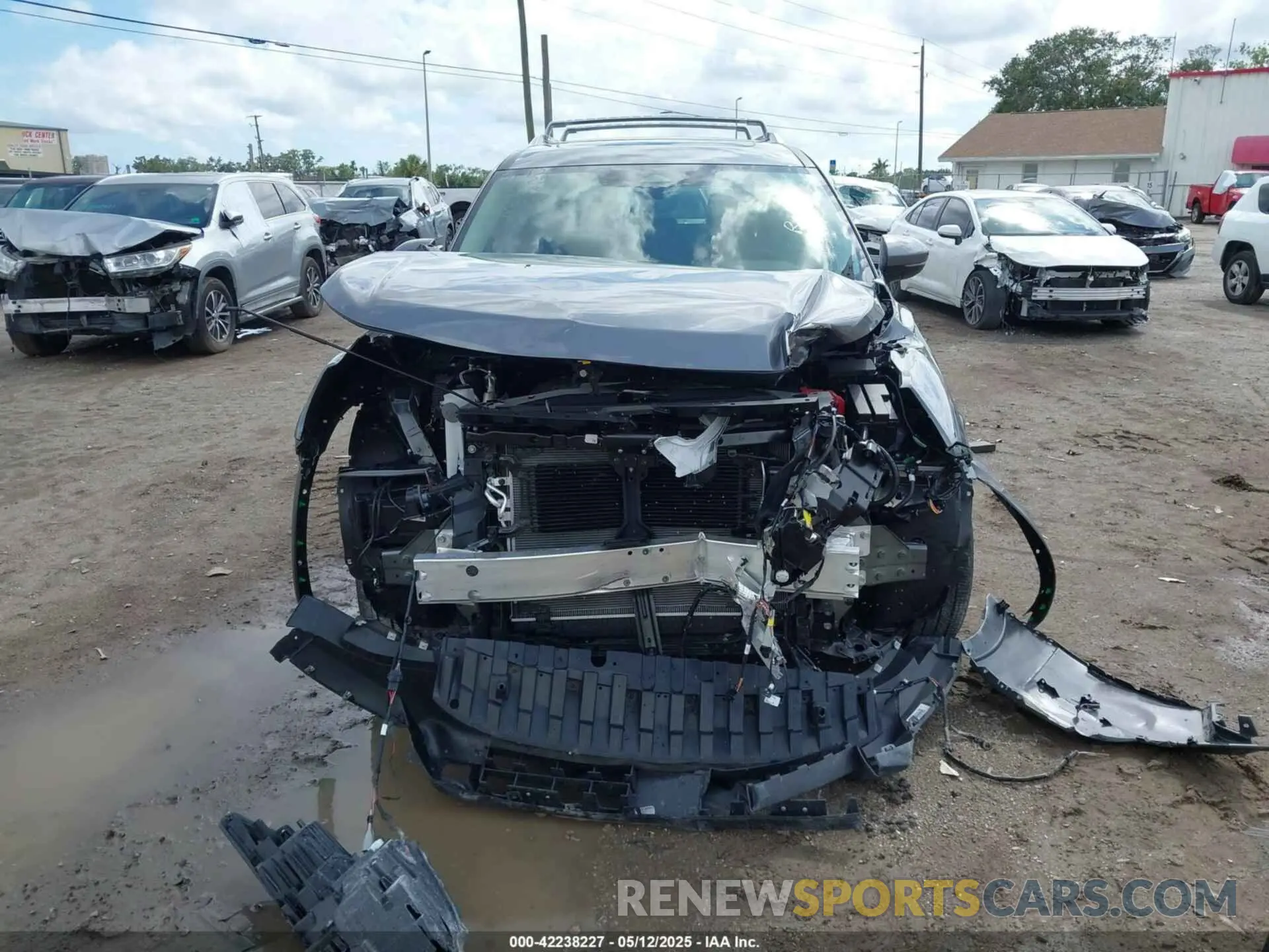 6 Photograph of a damaged car 5N1DR3DG6RC300424 NISSAN PATHFINDER 2024