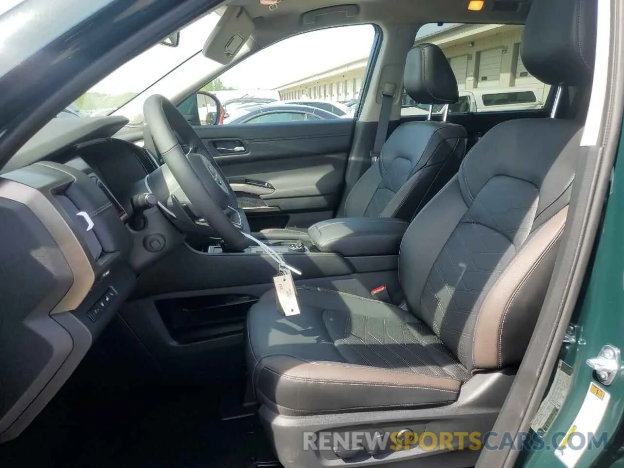 7 Photograph of a damaged car 5N1DR3DJ2RC302683 NISSAN PATHFINDER 2024