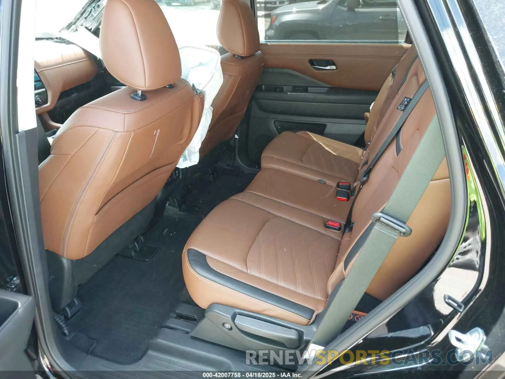 8 Фотография поврежденного автомобиля 5N1DR3DJ6RC243508 NISSAN PATHFINDER 2024