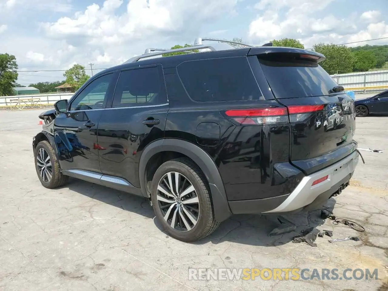 2 Photograph of a damaged car 5N1DR3DK8RC212561 NISSAN PATHFINDER 2024