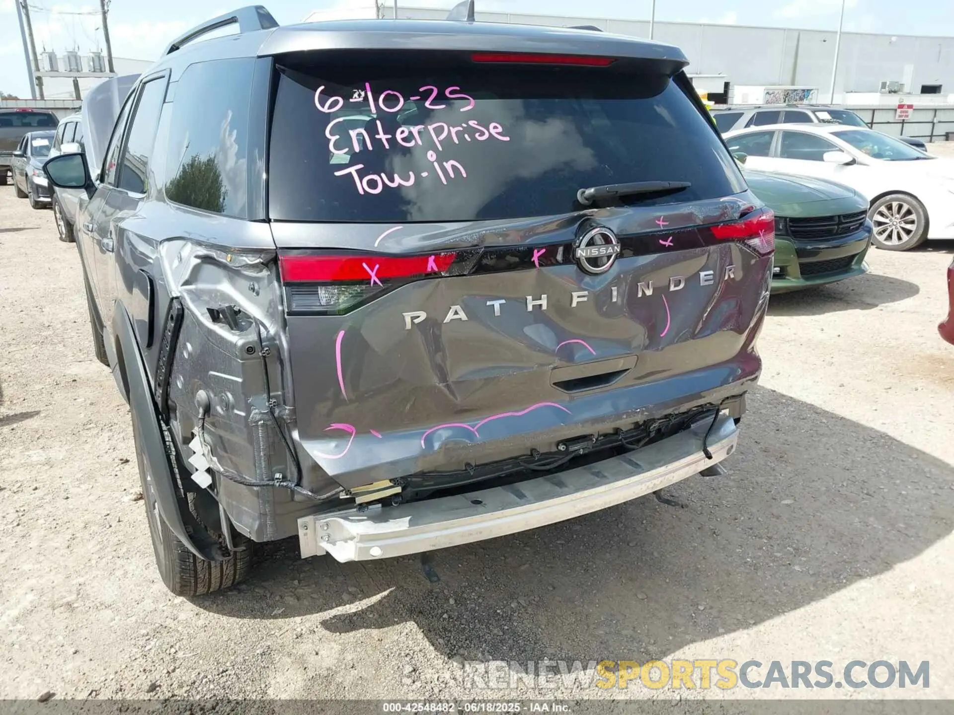 6 Photograph of a damaged car 5N1DR3BA4SC211987 NISSAN PATHFINDER 2025