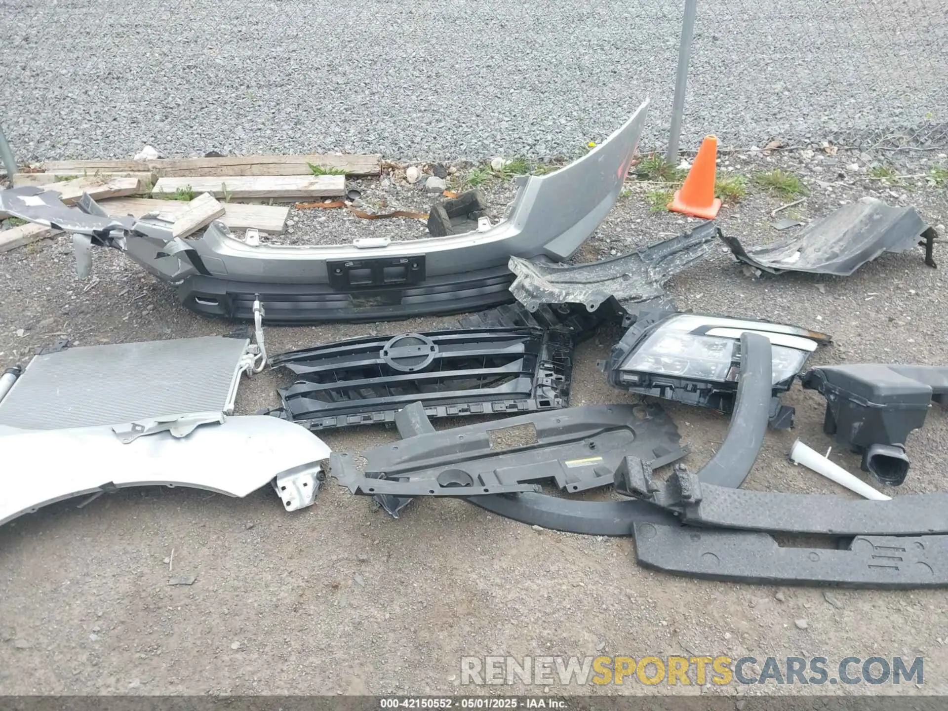 12 Photograph of a damaged car 5N1DR3BC4SC207276 NISSAN PATHFINDER 2025