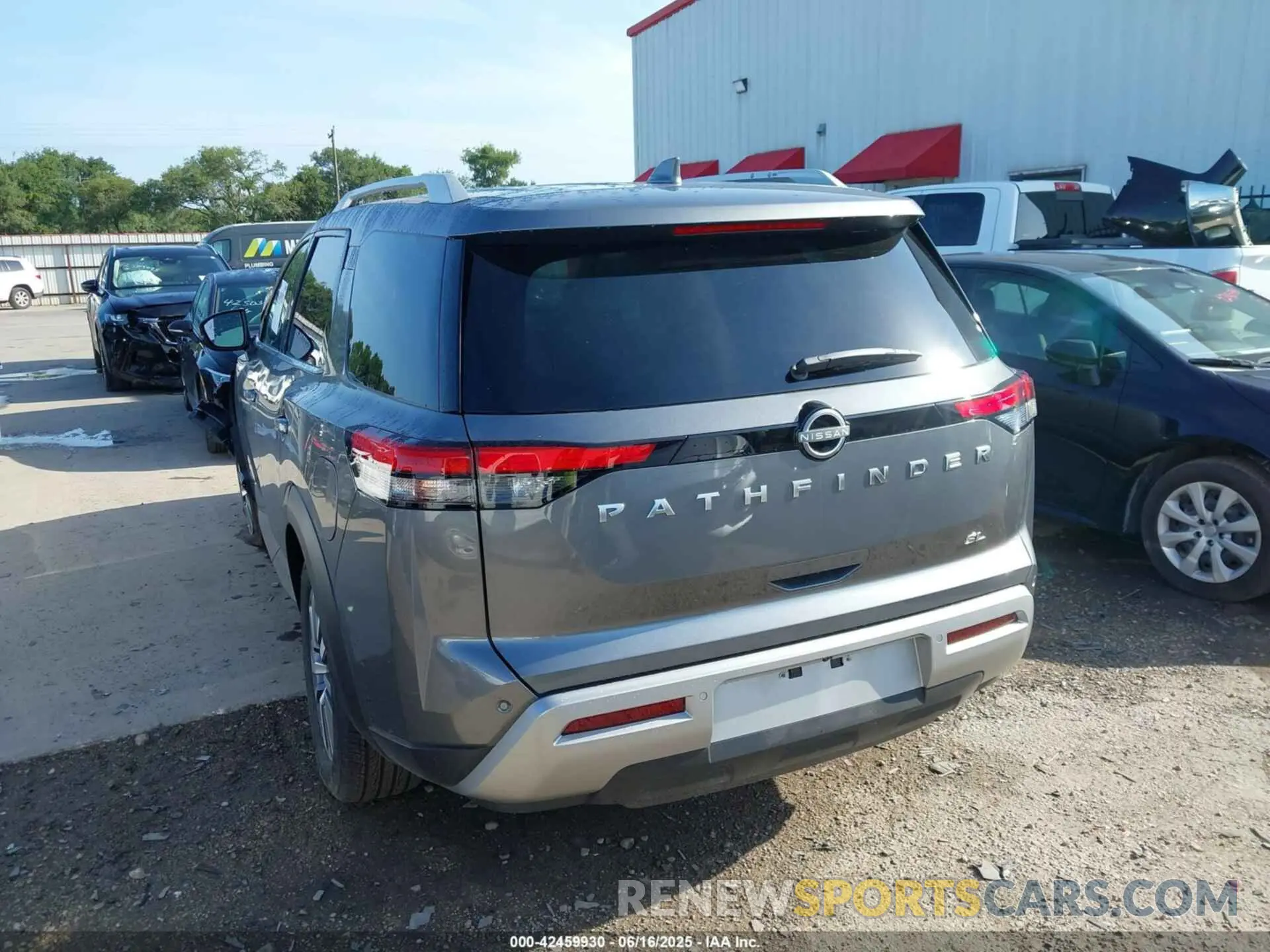 3 Photograph of a damaged car 5N1DR3CA8SC249835 NISSAN PATHFINDER 2025