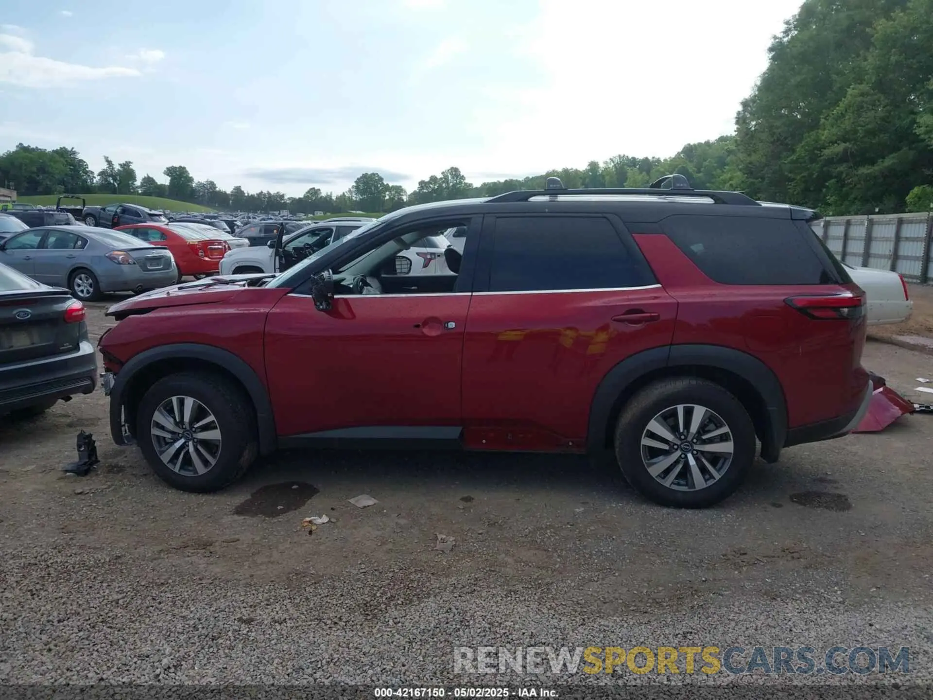 15 Photograph of a damaged car 5N1DR3CC3SC202875 NISSAN PATHFINDER 2025