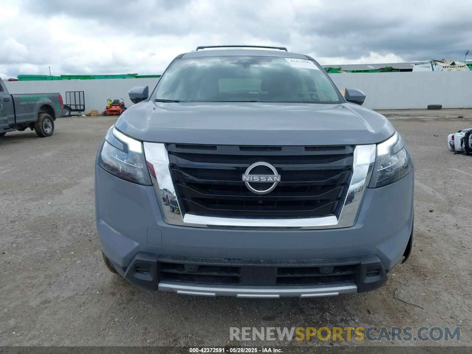 12 Photograph of a damaged car 5N1DR3DK3SC224638 NISSAN PATHFINDER 2025