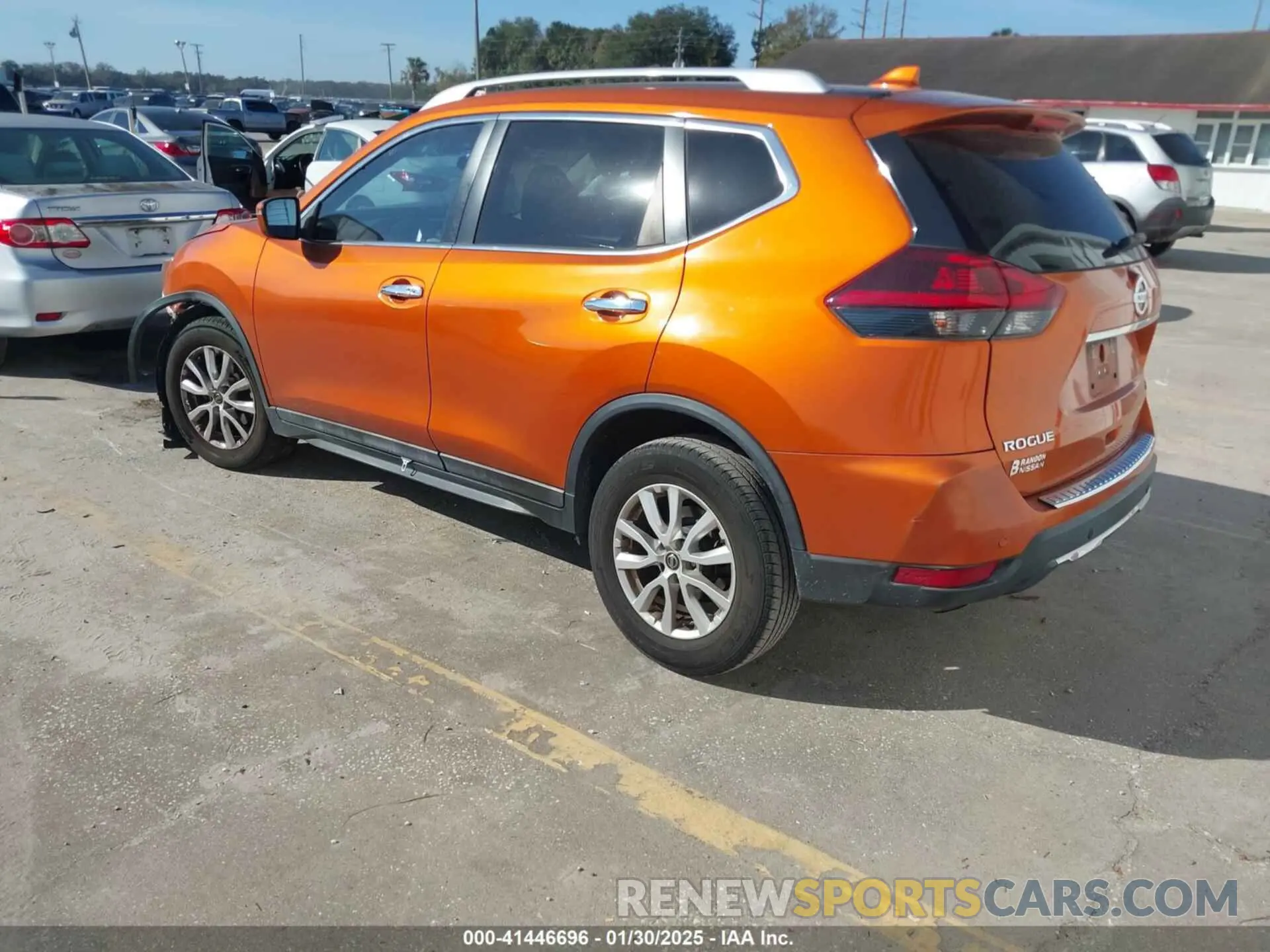 3 Фотография поврежденного автомобиля 5N1AT2MT0KC703638 NISSAN ROGUE 2019